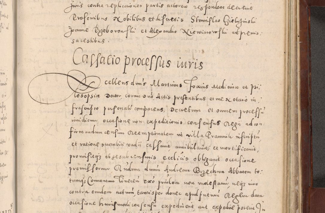 Zdjęcie nr 957 dla obiektu archiwalnego: Acta actorum causarum sententiarum tam diffinitivarum quam interloquutoriarum decretorum obligationum quietationum, constitutionum procuratorum etc. etc. coram Reverendo Domino Stanislao Manieczki Sacratissimi Corporis Christi Cazimiriae Praeposito Viccario in Spiritualibus ac Officiali Generali Cracoviensi ad Annum Domini Millesimum Quingentesimum Octuagesimum Tercium indictione undecima pontificatus Sanctissimi in Christo Patris Domini Nostri Domini Gregorii Divina Providentia Papae Tredecimi Anno ipsius duodecima faeliciter inchoantur 
