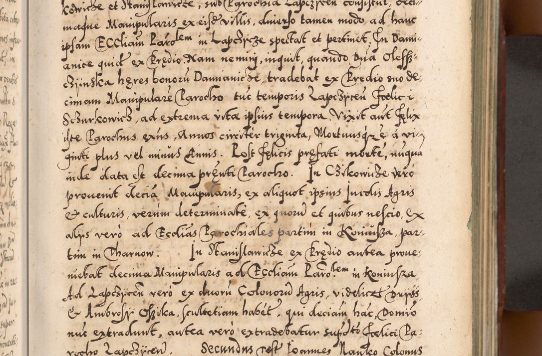 Zdjęcie nr 38 dla obiektu archiwalnego: Illistrissimo et revedissimo in Christo Patre Domino Domino Georgio Rzadziwił Miserone Divina Sacrostae R. E. Tituli S. Sixti Presbitero Cardinali Duce in Olyka et Niesswiesz ad Gubernacula Ecclessiae Cracoviensis cuius administratorialem a Sancta Sede Apostolica obtinverat feliciter sedente. Acta actorum, causarum, sententiarum tam deffinitivarum quam interloquutoriarum decretorum, obligationum, quietationum, recognitionum, constitutionum procuratorum etc. coram Reverendo Domino Stanislao Crassinskz de Crasne Archidiacono Cracoviensis, Scholastico Gnesnesis, Custode Plocensis etc. Vicario et Officiali Generali Cracoviensi in Ano Domini Millesimo Quingentesimo Nonagesimo Primo cuius indictio quarta pontificatus SS. Domini Nostri Gregorii XIIII Anno I psius prio feliciter incipiut