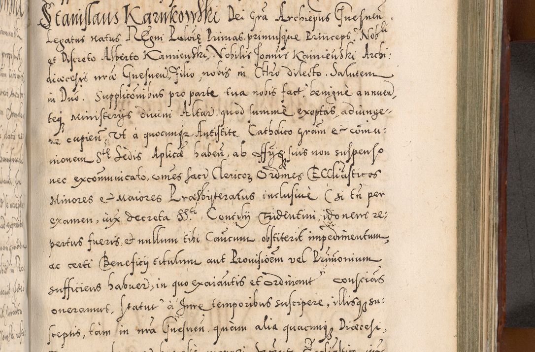 Zdjęcie nr 764 dla obiektu archiwalnego: Illistrissimo et revedissimo in Christo Patre Domino Domino Georgio Rzadziwił Miserone Divina Sacrostae R. E. Tituli S. Sixti Presbitero Cardinali Duce in Olyka et Niesswiesz ad Gubernacula Ecclessiae Cracoviensis cuius administratorialem a Sancta Sede Apostolica obtinverat feliciter sedente. Acta actorum, causarum, sententiarum tam deffinitivarum quam interloquutoriarum decretorum, obligationum, quietationum, recognitionum, constitutionum procuratorum etc. coram Reverendo Domino Stanislao Crassinskz de Crasne Archidiacono Cracoviensis, Scholastico Gnesnesis, Custode Plocensis etc. Vicario et Officiali Generali Cracoviensi in Ano Domini Millesimo Quingentesimo Nonagesimo Primo cuius indictio quarta pontificatus SS. Domini Nostri Gregorii XIIII Anno I psius prio feliciter incipiut
