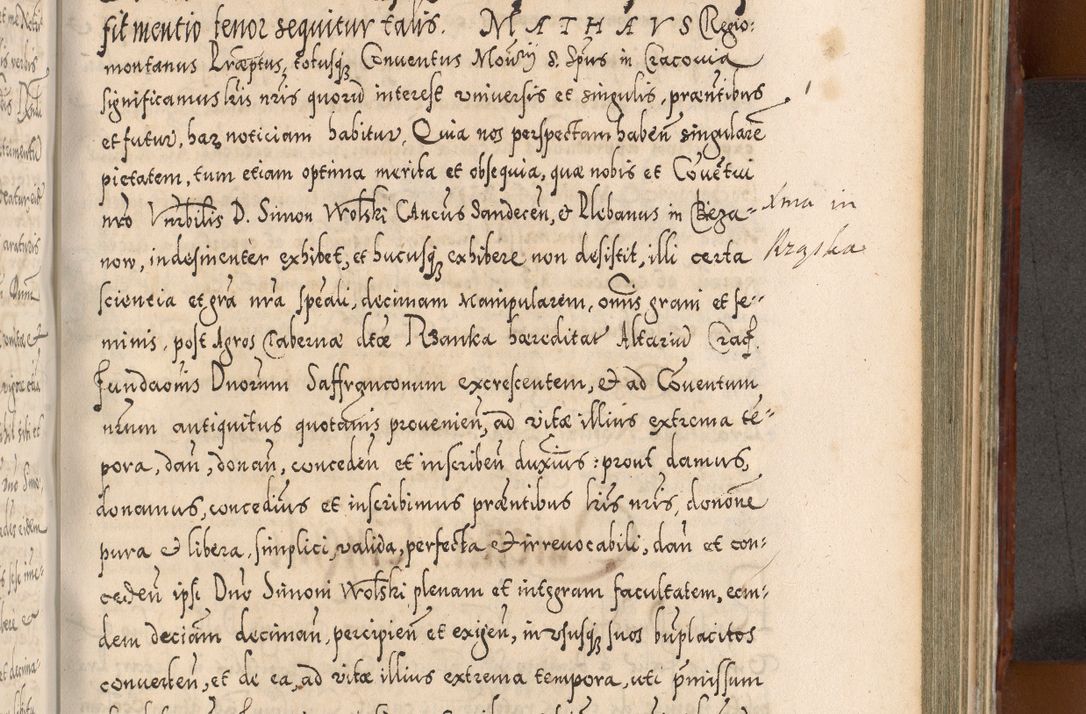 Zdjęcie nr 806 dla obiektu archiwalnego: Illistrissimo et revedissimo in Christo Patre Domino Domino Georgio Rzadziwił Miserone Divina Sacrostae R. E. Tituli S. Sixti Presbitero Cardinali Duce in Olyka et Niesswiesz ad Gubernacula Ecclessiae Cracoviensis cuius administratorialem a Sancta Sede Apostolica obtinverat feliciter sedente. Acta actorum, causarum, sententiarum tam deffinitivarum quam interloquutoriarum decretorum, obligationum, quietationum, recognitionum, constitutionum procuratorum etc. coram Reverendo Domino Stanislao Crassinskz de Crasne Archidiacono Cracoviensis, Scholastico Gnesnesis, Custode Plocensis etc. Vicario et Officiali Generali Cracoviensi in Ano Domini Millesimo Quingentesimo Nonagesimo Primo cuius indictio quarta pontificatus SS. Domini Nostri Gregorii XIIII Anno I psius prio feliciter incipiut