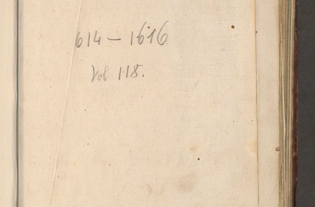Zdjęcie nr 5 dla obiektu archiwalnego: Illustrissimo et Reverendissimo in Christo Patre Domino Domino Petro Tylicki Dei et Apostolice Sedis Gratia Episcopo Cracoviensis Duce Severiensis Acta actorum causarum sententiarum tam interloquutoriarum quam definitivarum decretorum obligationum, quietationum, recognitionum, constitutionum procuratorum etc. etc. coram Admodum Reverendo Domino Thoma Oborski I. V. Doctore Canonico Vicario in Spiritualibus et Officiali generali Cracoviensis in anno Domini Millesimo Sexcentessimo Decimoquarto Cuius Indictio duodecima Pontificus SS. D. N. D. Pauli Divina providentia Papae quinti Anno decimo foeliciter incipiunt