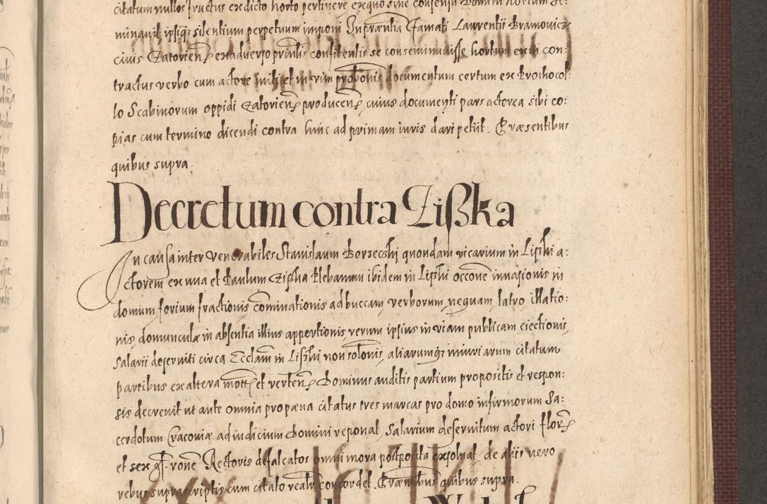 Zdjęcie nr 801 dla obiektu archiwalnego: Acta actorum causarum obligationum institutionum, decretorum, constitutionum, quietonum, resignonum, cessionum, accaeterarum, obseruonum tam iudicialium quam extraiudicialium coram Admondo Reverendo Domino Joanne Zerzynski Canonico, Vicario in Spiritualibus et Officiali generali Cracoviensis Iudice deputati per Illustrissimum ac Reverendissimum Dominum Martinum Szyszkowski Dei et Apostolice Sedis gratia Episcopum Cracoviensis ad Annum Domini Millesimum Sexcentesimum Decimum Septimum Indicatione quindecima Pontificus SS. D. N. D. Pauli Divina providentia Papae V. foeliciter moderni anno ipsus duodecimo continuantur