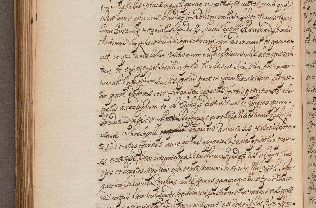 Zdjęcie nr 215 dla obiektu archiwalnego: In Nomine Domini Amen. ACTA VISITATIONIS. Externa sub Anno 1670 in Mense Julio incepta et in Augusto ac aliis Sequentibus eiusdem Anni mensibus per olim Illustrissimum ac Reverendissimum Dominum Andream Trzebicki Episcopum Cracoviensem in Cathedrali Ecclesia peractae, et successive per omnia et singula eiusdem Ecclesiae Sacella seu Capellas continuata atque ad hoc secundum volumen redacta et partim ob pestem Cracoviensem quadriennio grassantem partim ob alia legalia impedimenta quominus eadem Visitatio executa fuerit retardatae Demum morte praefati Illustrissimi et Reverendissimi Andreae Episcopi in Anno 1679 interveniente eadem Acta uti tam posthuma sub felici regimine Illustrissimi et Reverendissimi Domini Joannis Małachowski immediate in eundem Episcopatum succedentes ad effectum et finem executoris Authe. ordinaria in Anno 1682 sunt et fuerunt publicata, atque ideo illis omnibus et singulis quibus interest intimata.  VISITATIO Altarium Ecclesiae Cathedralis Cracoviensis infraspecificatorum circa translationem suorum ministeriorum et unionem Altaribus marmoreis ad quatuor columnas Ecclesiae sitis Anno Domini 1760 Die 17 Mensis Martij peracta. Perillustris Reverendissimus Dominus Hyacinthus Łopacki Canonicus Cathedralis et Archipresbyter Infulatus Cracoviensis Decanus Sandomiriensis a Celsissimo Illustrissimo Reverendissimo Domino Cajetano Ignatio Sołtyk Dei et Apostolicae Sedis Gratia Episcopo Cracoviensi Duce Severiae ad infrascripta delegatus per instrumentum tenoris sequentis ...