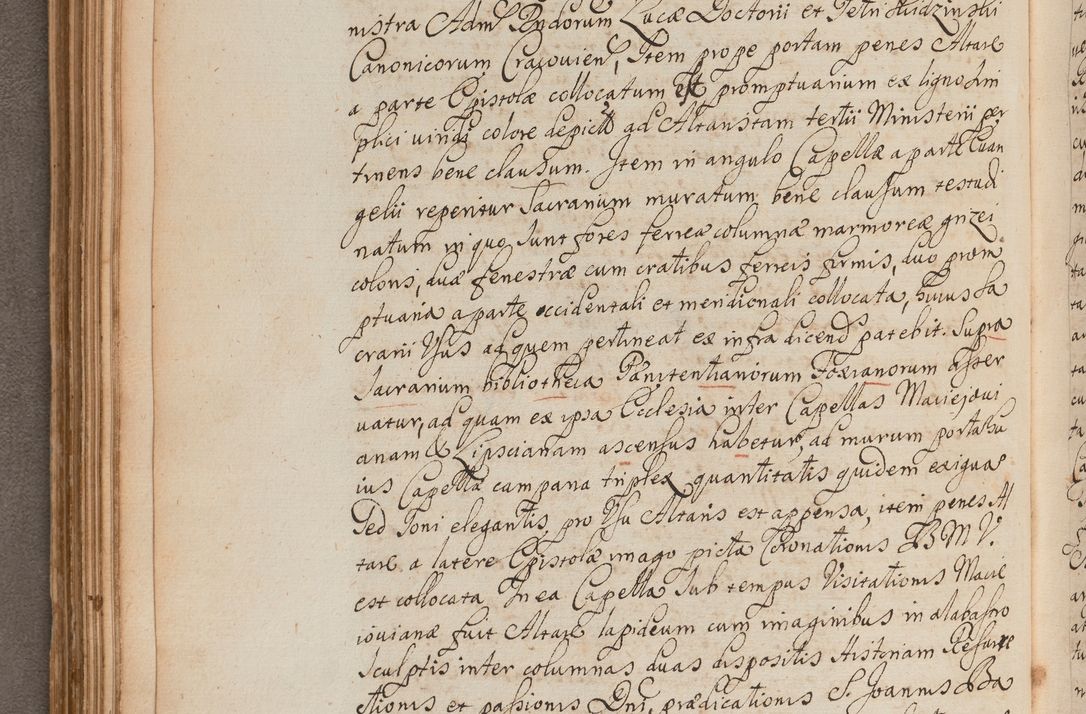 Zdjęcie nr 149 dla obiektu archiwalnego: In Nomine Domini Amen. ACTA VISITATIONIS. Externa sub Anno 1670 in Mense Julio incepta et in Augusto ac aliis Sequentibus eiusdem Anni mensibus per olim Illustrissimum ac Reverendissimum Dominum Andream Trzebicki Episcopum Cracoviensem in Cathedrali Ecclesia peractae, et successive per omnia et singula eiusdem Ecclesiae Sacella seu Capellas continuata atque ad hoc secundum volumen redacta et partim ob pestem Cracoviensem quadriennio grassantem partim ob alia legalia impedimenta quominus eadem Visitatio executa fuerit retardatae Demum morte praefati Illustrissimi et Reverendissimi Andreae Episcopi in Anno 1679 interveniente eadem Acta uti tam posthuma sub felici regimine Illustrissimi et Reverendissimi Domini Joannis Małachowski immediate in eundem Episcopatum succedentes ad effectum et finem executoris Authe. ordinaria in Anno 1682 sunt et fuerunt publicata, atque ideo illis omnibus et singulis quibus interest intimata.  VISITATIO Altarium Ecclesiae Cathedralis Cracoviensis infraspecificatorum circa translationem suorum ministeriorum et unionem Altaribus marmoreis ad quatuor columnas Ecclesiae sitis Anno Domini 1760 Die 17 Mensis Martij peracta. Perillustris Reverendissimus Dominus Hyacinthus Łopacki Canonicus Cathedralis et Archipresbyter Infulatus Cracoviensis Decanus Sandomiriensis a Celsissimo Illustrissimo Reverendissimo Domino Cajetano Ignatio Sołtyk Dei et Apostolicae Sedis Gratia Episcopo Cracoviensi Duce Severiae ad infrascripta delegatus per instrumentum tenoris sequentis ...