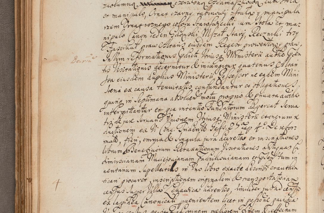 Zdjęcie nr 145 dla obiektu archiwalnego: In Nomine Domini Amen. ACTA VISITATIONIS. Externa sub Anno 1670 in Mense Julio incepta et in Augusto ac aliis Sequentibus eiusdem Anni mensibus per olim Illustrissimum ac Reverendissimum Dominum Andream Trzebicki Episcopum Cracoviensem in Cathedrali Ecclesia peractae, et successive per omnia et singula eiusdem Ecclesiae Sacella seu Capellas continuata atque ad hoc secundum volumen redacta et partim ob pestem Cracoviensem quadriennio grassantem partim ob alia legalia impedimenta quominus eadem Visitatio executa fuerit retardatae Demum morte praefati Illustrissimi et Reverendissimi Andreae Episcopi in Anno 1679 interveniente eadem Acta uti tam posthuma sub felici regimine Illustrissimi et Reverendissimi Domini Joannis Małachowski immediate in eundem Episcopatum succedentes ad effectum et finem executoris Authe. ordinaria in Anno 1682 sunt et fuerunt publicata, atque ideo illis omnibus et singulis quibus interest intimata.  VISITATIO Altarium Ecclesiae Cathedralis Cracoviensis infraspecificatorum circa translationem suorum ministeriorum et unionem Altaribus marmoreis ad quatuor columnas Ecclesiae sitis Anno Domini 1760 Die 17 Mensis Martij peracta. Perillustris Reverendissimus Dominus Hyacinthus Łopacki Canonicus Cathedralis et Archipresbyter Infulatus Cracoviensis Decanus Sandomiriensis a Celsissimo Illustrissimo Reverendissimo Domino Cajetano Ignatio Sołtyk Dei et Apostolicae Sedis Gratia Episcopo Cracoviensi Duce Severiae ad infrascripta delegatus per instrumentum tenoris sequentis ...