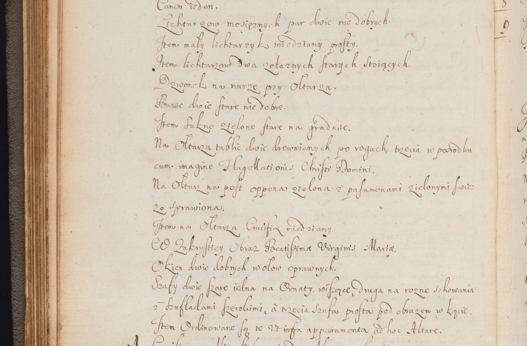 Zdjęcie nr 94 dla obiektu archiwalnego: In Nomine Domini Amen. ACTA VISITATIONIS. Externa sub Anno 1670 in Mense Julio incepta et in Augusto ac aliis Sequentibus eiusdem Anni mensibus per olim Illustrissimum ac Reverendissimum Dominum Andream Trzebicki Episcopum Cracoviensem in Cathedrali Ecclesia peractae, et successive per omnia et singula eiusdem Ecclesiae Sacella seu Capellas continuata atque ad hoc secundum volumen redacta et partim ob pestem Cracoviensem quadriennio grassantem partim ob alia legalia impedimenta quominus eadem Visitatio executa fuerit retardatae Demum morte praefati Illustrissimi et Reverendissimi Andreae Episcopi in Anno 1679 interveniente eadem Acta uti tam posthuma sub felici regimine Illustrissimi et Reverendissimi Domini Joannis Małachowski immediate in eundem Episcopatum succedentes ad effectum et finem executoris Authe. ordinaria in Anno 1682 sunt et fuerunt publicata, atque ideo illis omnibus et singulis quibus interest intimata.  VISITATIO Altarium Ecclesiae Cathedralis Cracoviensis infraspecificatorum circa translationem suorum ministeriorum et unionem Altaribus marmoreis ad quatuor columnas Ecclesiae sitis Anno Domini 1760 Die 17 Mensis Martij peracta. Perillustris Reverendissimus Dominus Hyacinthus Łopacki Canonicus Cathedralis et Archipresbyter Infulatus Cracoviensis Decanus Sandomiriensis a Celsissimo Illustrissimo Reverendissimo Domino Cajetano Ignatio Sołtyk Dei et Apostolicae Sedis Gratia Episcopo Cracoviensi Duce Severiae ad infrascripta delegatus per instrumentum tenoris sequentis ...