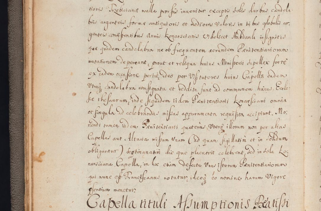 Zdjęcie nr 33 dla obiektu archiwalnego: In Nomine Domini Amen. ACTA VISITATIONIS. Externa sub Anno 1670 in Mense Julio incepta et in Augusto ac aliis Sequentibus eiusdem Anni mensibus per olim Illustrissimum ac Reverendissimum Dominum Andream Trzebicki Episcopum Cracoviensem in Cathedrali Ecclesia peractae, et successive per omnia et singula eiusdem Ecclesiae Sacella seu Capellas continuata atque ad hoc secundum volumen redacta et partim ob pestem Cracoviensem quadriennio grassantem partim ob alia legalia impedimenta quominus eadem Visitatio executa fuerit retardatae Demum morte praefati Illustrissimi et Reverendissimi Andreae Episcopi in Anno 1679 interveniente eadem Acta uti tam posthuma sub felici regimine Illustrissimi et Reverendissimi Domini Joannis Małachowski immediate in eundem Episcopatum succedentes ad effectum et finem executoris Authe. ordinaria in Anno 1682 sunt et fuerunt publicata, atque ideo illis omnibus et singulis quibus interest intimata.  VISITATIO Altarium Ecclesiae Cathedralis Cracoviensis infraspecificatorum circa translationem suorum ministeriorum et unionem Altaribus marmoreis ad quatuor columnas Ecclesiae sitis Anno Domini 1760 Die 17 Mensis Martij peracta. Perillustris Reverendissimus Dominus Hyacinthus Łopacki Canonicus Cathedralis et Archipresbyter Infulatus Cracoviensis Decanus Sandomiriensis a Celsissimo Illustrissimo Reverendissimo Domino Cajetano Ignatio Sołtyk Dei et Apostolicae Sedis Gratia Episcopo Cracoviensi Duce Severiae ad infrascripta delegatus per instrumentum tenoris sequentis ...