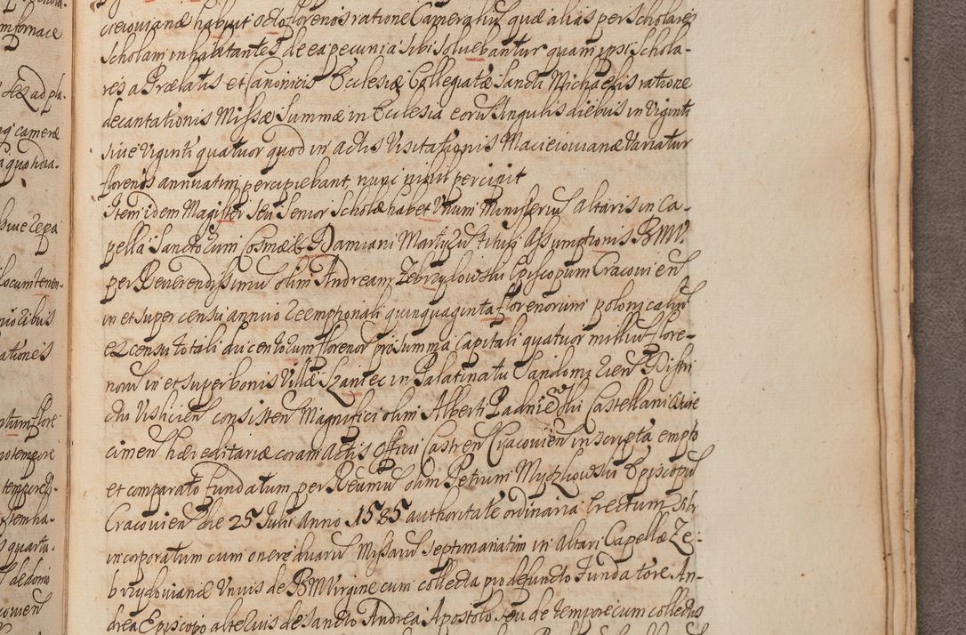 Zdjęcie nr 456 dla obiektu archiwalnego: In Nomine Domini Amen. ACTA VISITATIONIS. Externa sub Anno 1670 in Mense Julio incepta et in Augusto ac aliis Sequentibus eiusdem Anni mensibus per olim Illustrissimum ac Reverendissimum Dominum Andream Trzebicki Episcopum Cracoviensem in Cathedrali Ecclesia peractae, et successive per omnia et singula eiusdem Ecclesiae Sacella seu Capellas continuata atque ad hoc secundum volumen redacta et partim ob pestem Cracoviensem quadriennio grassantem partim ob alia legalia impedimenta quominus eadem Visitatio executa fuerit retardatae Demum morte praefati Illustrissimi et Reverendissimi Andreae Episcopi in Anno 1679 interveniente eadem Acta uti tam posthuma sub felici regimine Illustrissimi et Reverendissimi Domini Joannis Małachowski immediate in eundem Episcopatum succedentes ad effectum et finem executoris Authe. ordinaria in Anno 1682 sunt et fuerunt publicata, atque ideo illis omnibus et singulis quibus interest intimata.  VISITATIO Altarium Ecclesiae Cathedralis Cracoviensis infraspecificatorum circa translationem suorum ministeriorum et unionem Altaribus marmoreis ad quatuor columnas Ecclesiae sitis Anno Domini 1760 Die 17 Mensis Martij peracta. Perillustris Reverendissimus Dominus Hyacinthus Łopacki Canonicus Cathedralis et Archipresbyter Infulatus Cracoviensis Decanus Sandomiriensis a Celsissimo Illustrissimo Reverendissimo Domino Cajetano Ignatio Sołtyk Dei et Apostolicae Sedis Gratia Episcopo Cracoviensi Duce Severiae ad infrascripta delegatus per instrumentum tenoris sequentis ...