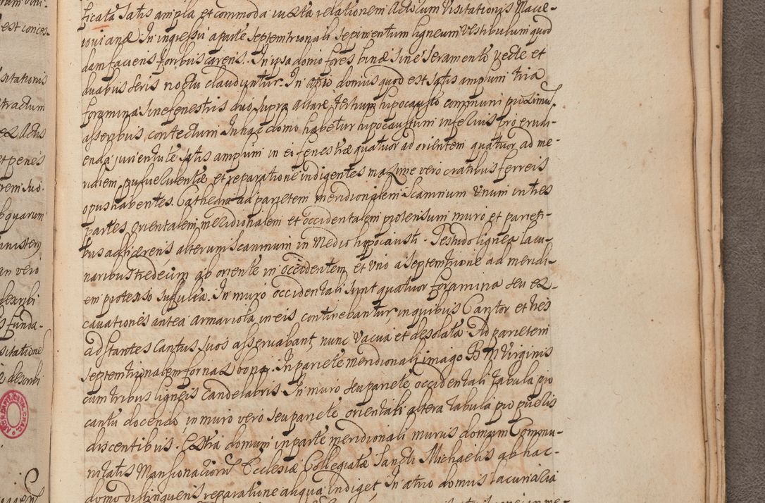 Zdjęcie nr 455 dla obiektu archiwalnego: In Nomine Domini Amen. ACTA VISITATIONIS. Externa sub Anno 1670 in Mense Julio incepta et in Augusto ac aliis Sequentibus eiusdem Anni mensibus per olim Illustrissimum ac Reverendissimum Dominum Andream Trzebicki Episcopum Cracoviensem in Cathedrali Ecclesia peractae, et successive per omnia et singula eiusdem Ecclesiae Sacella seu Capellas continuata atque ad hoc secundum volumen redacta et partim ob pestem Cracoviensem quadriennio grassantem partim ob alia legalia impedimenta quominus eadem Visitatio executa fuerit retardatae Demum morte praefati Illustrissimi et Reverendissimi Andreae Episcopi in Anno 1679 interveniente eadem Acta uti tam posthuma sub felici regimine Illustrissimi et Reverendissimi Domini Joannis Małachowski immediate in eundem Episcopatum succedentes ad effectum et finem executoris Authe. ordinaria in Anno 1682 sunt et fuerunt publicata, atque ideo illis omnibus et singulis quibus interest intimata.  VISITATIO Altarium Ecclesiae Cathedralis Cracoviensis infraspecificatorum circa translationem suorum ministeriorum et unionem Altaribus marmoreis ad quatuor columnas Ecclesiae sitis Anno Domini 1760 Die 17 Mensis Martij peracta. Perillustris Reverendissimus Dominus Hyacinthus Łopacki Canonicus Cathedralis et Archipresbyter Infulatus Cracoviensis Decanus Sandomiriensis a Celsissimo Illustrissimo Reverendissimo Domino Cajetano Ignatio Sołtyk Dei et Apostolicae Sedis Gratia Episcopo Cracoviensi Duce Severiae ad infrascripta delegatus per instrumentum tenoris sequentis ...