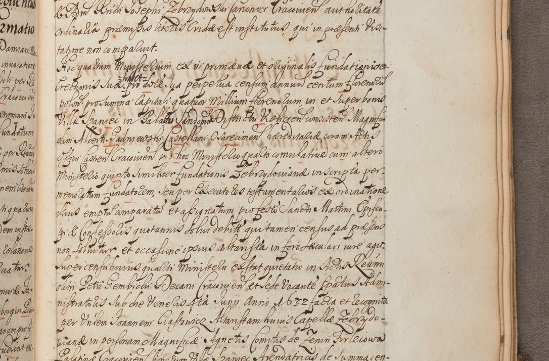 Zdjęcie nr 438 dla obiektu archiwalnego: In Nomine Domini Amen. ACTA VISITATIONIS. Externa sub Anno 1670 in Mense Julio incepta et in Augusto ac aliis Sequentibus eiusdem Anni mensibus per olim Illustrissimum ac Reverendissimum Dominum Andream Trzebicki Episcopum Cracoviensem in Cathedrali Ecclesia peractae, et successive per omnia et singula eiusdem Ecclesiae Sacella seu Capellas continuata atque ad hoc secundum volumen redacta et partim ob pestem Cracoviensem quadriennio grassantem partim ob alia legalia impedimenta quominus eadem Visitatio executa fuerit retardatae Demum morte praefati Illustrissimi et Reverendissimi Andreae Episcopi in Anno 1679 interveniente eadem Acta uti tam posthuma sub felici regimine Illustrissimi et Reverendissimi Domini Joannis Małachowski immediate in eundem Episcopatum succedentes ad effectum et finem executoris Authe. ordinaria in Anno 1682 sunt et fuerunt publicata, atque ideo illis omnibus et singulis quibus interest intimata.  VISITATIO Altarium Ecclesiae Cathedralis Cracoviensis infraspecificatorum circa translationem suorum ministeriorum et unionem Altaribus marmoreis ad quatuor columnas Ecclesiae sitis Anno Domini 1760 Die 17 Mensis Martij peracta. Perillustris Reverendissimus Dominus Hyacinthus Łopacki Canonicus Cathedralis et Archipresbyter Infulatus Cracoviensis Decanus Sandomiriensis a Celsissimo Illustrissimo Reverendissimo Domino Cajetano Ignatio Sołtyk Dei et Apostolicae Sedis Gratia Episcopo Cracoviensi Duce Severiae ad infrascripta delegatus per instrumentum tenoris sequentis ...