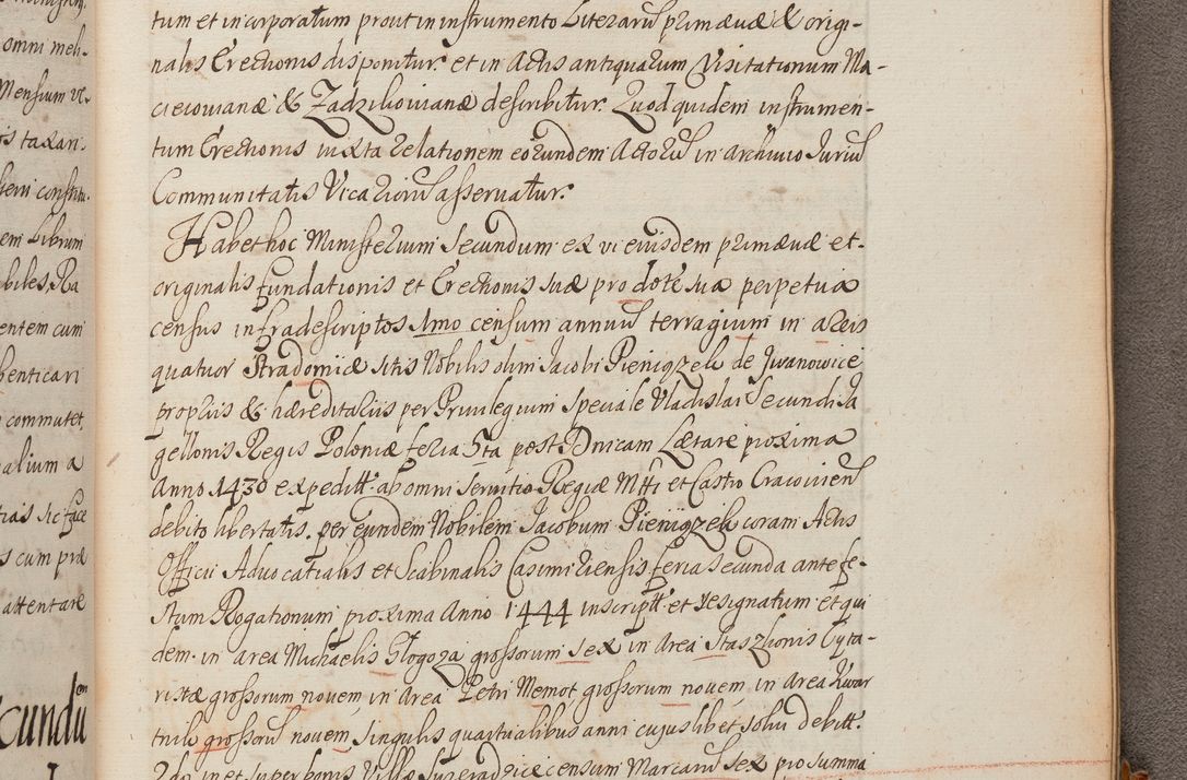 Zdjęcie nr 427 dla obiektu archiwalnego: In Nomine Domini Amen. ACTA VISITATIONIS. Externa sub Anno 1670 in Mense Julio incepta et in Augusto ac aliis Sequentibus eiusdem Anni mensibus per olim Illustrissimum ac Reverendissimum Dominum Andream Trzebicki Episcopum Cracoviensem in Cathedrali Ecclesia peractae, et successive per omnia et singula eiusdem Ecclesiae Sacella seu Capellas continuata atque ad hoc secundum volumen redacta et partim ob pestem Cracoviensem quadriennio grassantem partim ob alia legalia impedimenta quominus eadem Visitatio executa fuerit retardatae Demum morte praefati Illustrissimi et Reverendissimi Andreae Episcopi in Anno 1679 interveniente eadem Acta uti tam posthuma sub felici regimine Illustrissimi et Reverendissimi Domini Joannis Małachowski immediate in eundem Episcopatum succedentes ad effectum et finem executoris Authe. ordinaria in Anno 1682 sunt et fuerunt publicata, atque ideo illis omnibus et singulis quibus interest intimata.  VISITATIO Altarium Ecclesiae Cathedralis Cracoviensis infraspecificatorum circa translationem suorum ministeriorum et unionem Altaribus marmoreis ad quatuor columnas Ecclesiae sitis Anno Domini 1760 Die 17 Mensis Martij peracta. Perillustris Reverendissimus Dominus Hyacinthus Łopacki Canonicus Cathedralis et Archipresbyter Infulatus Cracoviensis Decanus Sandomiriensis a Celsissimo Illustrissimo Reverendissimo Domino Cajetano Ignatio Sołtyk Dei et Apostolicae Sedis Gratia Episcopo Cracoviensi Duce Severiae ad infrascripta delegatus per instrumentum tenoris sequentis ...