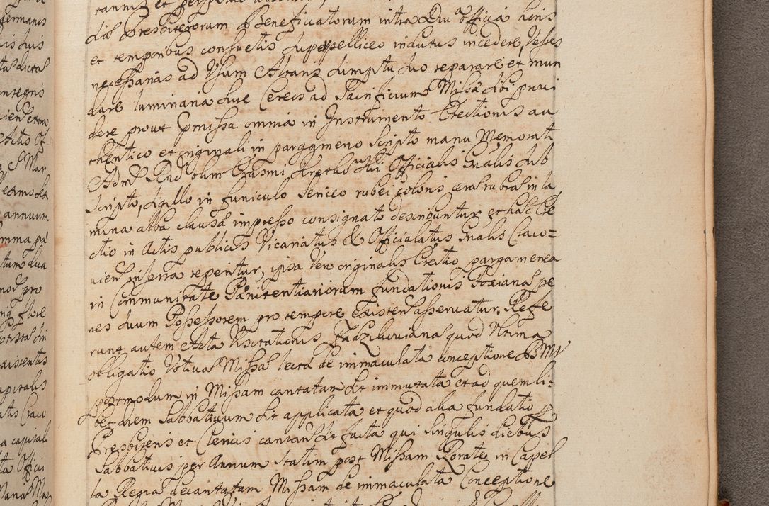 Zdjęcie nr 387 dla obiektu archiwalnego: In Nomine Domini Amen. ACTA VISITATIONIS. Externa sub Anno 1670 in Mense Julio incepta et in Augusto ac aliis Sequentibus eiusdem Anni mensibus per olim Illustrissimum ac Reverendissimum Dominum Andream Trzebicki Episcopum Cracoviensem in Cathedrali Ecclesia peractae, et successive per omnia et singula eiusdem Ecclesiae Sacella seu Capellas continuata atque ad hoc secundum volumen redacta et partim ob pestem Cracoviensem quadriennio grassantem partim ob alia legalia impedimenta quominus eadem Visitatio executa fuerit retardatae Demum morte praefati Illustrissimi et Reverendissimi Andreae Episcopi in Anno 1679 interveniente eadem Acta uti tam posthuma sub felici regimine Illustrissimi et Reverendissimi Domini Joannis Małachowski immediate in eundem Episcopatum succedentes ad effectum et finem executoris Authe. ordinaria in Anno 1682 sunt et fuerunt publicata, atque ideo illis omnibus et singulis quibus interest intimata.  VISITATIO Altarium Ecclesiae Cathedralis Cracoviensis infraspecificatorum circa translationem suorum ministeriorum et unionem Altaribus marmoreis ad quatuor columnas Ecclesiae sitis Anno Domini 1760 Die 17 Mensis Martij peracta. Perillustris Reverendissimus Dominus Hyacinthus Łopacki Canonicus Cathedralis et Archipresbyter Infulatus Cracoviensis Decanus Sandomiriensis a Celsissimo Illustrissimo Reverendissimo Domino Cajetano Ignatio Sołtyk Dei et Apostolicae Sedis Gratia Episcopo Cracoviensi Duce Severiae ad infrascripta delegatus per instrumentum tenoris sequentis ...