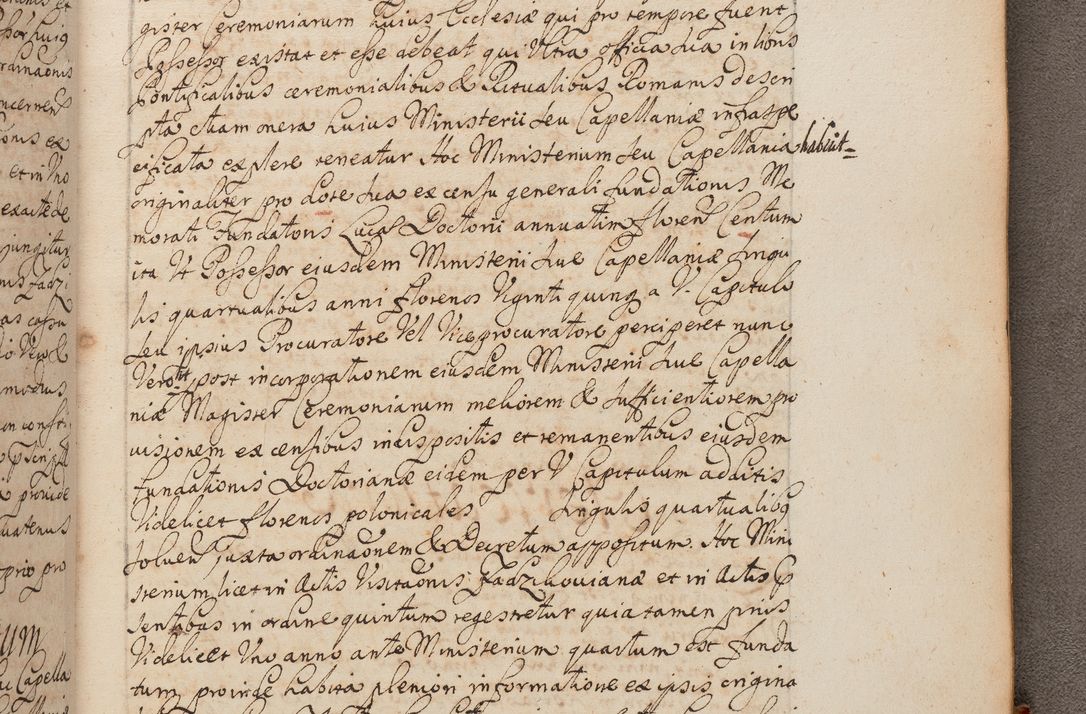 Zdjęcie nr 388 dla obiektu archiwalnego: In Nomine Domini Amen. ACTA VISITATIONIS. Externa sub Anno 1670 in Mense Julio incepta et in Augusto ac aliis Sequentibus eiusdem Anni mensibus per olim Illustrissimum ac Reverendissimum Dominum Andream Trzebicki Episcopum Cracoviensem in Cathedrali Ecclesia peractae, et successive per omnia et singula eiusdem Ecclesiae Sacella seu Capellas continuata atque ad hoc secundum volumen redacta et partim ob pestem Cracoviensem quadriennio grassantem partim ob alia legalia impedimenta quominus eadem Visitatio executa fuerit retardatae Demum morte praefati Illustrissimi et Reverendissimi Andreae Episcopi in Anno 1679 interveniente eadem Acta uti tam posthuma sub felici regimine Illustrissimi et Reverendissimi Domini Joannis Małachowski immediate in eundem Episcopatum succedentes ad effectum et finem executoris Authe. ordinaria in Anno 1682 sunt et fuerunt publicata, atque ideo illis omnibus et singulis quibus interest intimata.  VISITATIO Altarium Ecclesiae Cathedralis Cracoviensis infraspecificatorum circa translationem suorum ministeriorum et unionem Altaribus marmoreis ad quatuor columnas Ecclesiae sitis Anno Domini 1760 Die 17 Mensis Martij peracta. Perillustris Reverendissimus Dominus Hyacinthus Łopacki Canonicus Cathedralis et Archipresbyter Infulatus Cracoviensis Decanus Sandomiriensis a Celsissimo Illustrissimo Reverendissimo Domino Cajetano Ignatio Sołtyk Dei et Apostolicae Sedis Gratia Episcopo Cracoviensi Duce Severiae ad infrascripta delegatus per instrumentum tenoris sequentis ...