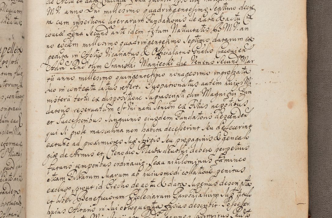 Zdjęcie nr 372 dla obiektu archiwalnego: In Nomine Domini Amen. ACTA VISITATIONIS. Externa sub Anno 1670 in Mense Julio incepta et in Augusto ac aliis Sequentibus eiusdem Anni mensibus per olim Illustrissimum ac Reverendissimum Dominum Andream Trzebicki Episcopum Cracoviensem in Cathedrali Ecclesia peractae, et successive per omnia et singula eiusdem Ecclesiae Sacella seu Capellas continuata atque ad hoc secundum volumen redacta et partim ob pestem Cracoviensem quadriennio grassantem partim ob alia legalia impedimenta quominus eadem Visitatio executa fuerit retardatae Demum morte praefati Illustrissimi et Reverendissimi Andreae Episcopi in Anno 1679 interveniente eadem Acta uti tam posthuma sub felici regimine Illustrissimi et Reverendissimi Domini Joannis Małachowski immediate in eundem Episcopatum succedentes ad effectum et finem executoris Authe. ordinaria in Anno 1682 sunt et fuerunt publicata, atque ideo illis omnibus et singulis quibus interest intimata.  VISITATIO Altarium Ecclesiae Cathedralis Cracoviensis infraspecificatorum circa translationem suorum ministeriorum et unionem Altaribus marmoreis ad quatuor columnas Ecclesiae sitis Anno Domini 1760 Die 17 Mensis Martij peracta. Perillustris Reverendissimus Dominus Hyacinthus Łopacki Canonicus Cathedralis et Archipresbyter Infulatus Cracoviensis Decanus Sandomiriensis a Celsissimo Illustrissimo Reverendissimo Domino Cajetano Ignatio Sołtyk Dei et Apostolicae Sedis Gratia Episcopo Cracoviensi Duce Severiae ad infrascripta delegatus per instrumentum tenoris sequentis ...