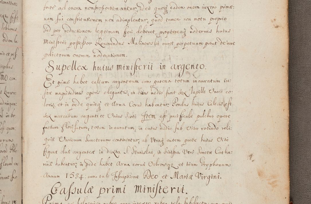 Zdjęcie nr 352 dla obiektu archiwalnego: In Nomine Domini Amen. ACTA VISITATIONIS. Externa sub Anno 1670 in Mense Julio incepta et in Augusto ac aliis Sequentibus eiusdem Anni mensibus per olim Illustrissimum ac Reverendissimum Dominum Andream Trzebicki Episcopum Cracoviensem in Cathedrali Ecclesia peractae, et successive per omnia et singula eiusdem Ecclesiae Sacella seu Capellas continuata atque ad hoc secundum volumen redacta et partim ob pestem Cracoviensem quadriennio grassantem partim ob alia legalia impedimenta quominus eadem Visitatio executa fuerit retardatae Demum morte praefati Illustrissimi et Reverendissimi Andreae Episcopi in Anno 1679 interveniente eadem Acta uti tam posthuma sub felici regimine Illustrissimi et Reverendissimi Domini Joannis Małachowski immediate in eundem Episcopatum succedentes ad effectum et finem executoris Authe. ordinaria in Anno 1682 sunt et fuerunt publicata, atque ideo illis omnibus et singulis quibus interest intimata.  VISITATIO Altarium Ecclesiae Cathedralis Cracoviensis infraspecificatorum circa translationem suorum ministeriorum et unionem Altaribus marmoreis ad quatuor columnas Ecclesiae sitis Anno Domini 1760 Die 17 Mensis Martij peracta. Perillustris Reverendissimus Dominus Hyacinthus Łopacki Canonicus Cathedralis et Archipresbyter Infulatus Cracoviensis Decanus Sandomiriensis a Celsissimo Illustrissimo Reverendissimo Domino Cajetano Ignatio Sołtyk Dei et Apostolicae Sedis Gratia Episcopo Cracoviensi Duce Severiae ad infrascripta delegatus per instrumentum tenoris sequentis ...