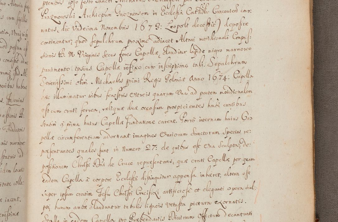Zdjęcie nr 330 dla obiektu archiwalnego: In Nomine Domini Amen. ACTA VISITATIONIS. Externa sub Anno 1670 in Mense Julio incepta et in Augusto ac aliis Sequentibus eiusdem Anni mensibus per olim Illustrissimum ac Reverendissimum Dominum Andream Trzebicki Episcopum Cracoviensem in Cathedrali Ecclesia peractae, et successive per omnia et singula eiusdem Ecclesiae Sacella seu Capellas continuata atque ad hoc secundum volumen redacta et partim ob pestem Cracoviensem quadriennio grassantem partim ob alia legalia impedimenta quominus eadem Visitatio executa fuerit retardatae Demum morte praefati Illustrissimi et Reverendissimi Andreae Episcopi in Anno 1679 interveniente eadem Acta uti tam posthuma sub felici regimine Illustrissimi et Reverendissimi Domini Joannis Małachowski immediate in eundem Episcopatum succedentes ad effectum et finem executoris Authe. ordinaria in Anno 1682 sunt et fuerunt publicata, atque ideo illis omnibus et singulis quibus interest intimata.  VISITATIO Altarium Ecclesiae Cathedralis Cracoviensis infraspecificatorum circa translationem suorum ministeriorum et unionem Altaribus marmoreis ad quatuor columnas Ecclesiae sitis Anno Domini 1760 Die 17 Mensis Martij peracta. Perillustris Reverendissimus Dominus Hyacinthus Łopacki Canonicus Cathedralis et Archipresbyter Infulatus Cracoviensis Decanus Sandomiriensis a Celsissimo Illustrissimo Reverendissimo Domino Cajetano Ignatio Sołtyk Dei et Apostolicae Sedis Gratia Episcopo Cracoviensi Duce Severiae ad infrascripta delegatus per instrumentum tenoris sequentis ...