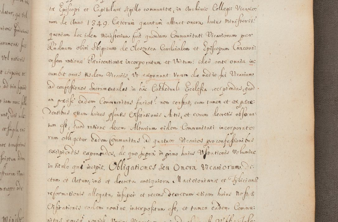 Zdjęcie nr 292 dla obiektu archiwalnego: In Nomine Domini Amen. ACTA VISITATIONIS. Externa sub Anno 1670 in Mense Julio incepta et in Augusto ac aliis Sequentibus eiusdem Anni mensibus per olim Illustrissimum ac Reverendissimum Dominum Andream Trzebicki Episcopum Cracoviensem in Cathedrali Ecclesia peractae, et successive per omnia et singula eiusdem Ecclesiae Sacella seu Capellas continuata atque ad hoc secundum volumen redacta et partim ob pestem Cracoviensem quadriennio grassantem partim ob alia legalia impedimenta quominus eadem Visitatio executa fuerit retardatae Demum morte praefati Illustrissimi et Reverendissimi Andreae Episcopi in Anno 1679 interveniente eadem Acta uti tam posthuma sub felici regimine Illustrissimi et Reverendissimi Domini Joannis Małachowski immediate in eundem Episcopatum succedentes ad effectum et finem executoris Authe. ordinaria in Anno 1682 sunt et fuerunt publicata, atque ideo illis omnibus et singulis quibus interest intimata.  VISITATIO Altarium Ecclesiae Cathedralis Cracoviensis infraspecificatorum circa translationem suorum ministeriorum et unionem Altaribus marmoreis ad quatuor columnas Ecclesiae sitis Anno Domini 1760 Die 17 Mensis Martij peracta. Perillustris Reverendissimus Dominus Hyacinthus Łopacki Canonicus Cathedralis et Archipresbyter Infulatus Cracoviensis Decanus Sandomiriensis a Celsissimo Illustrissimo Reverendissimo Domino Cajetano Ignatio Sołtyk Dei et Apostolicae Sedis Gratia Episcopo Cracoviensi Duce Severiae ad infrascripta delegatus per instrumentum tenoris sequentis ...