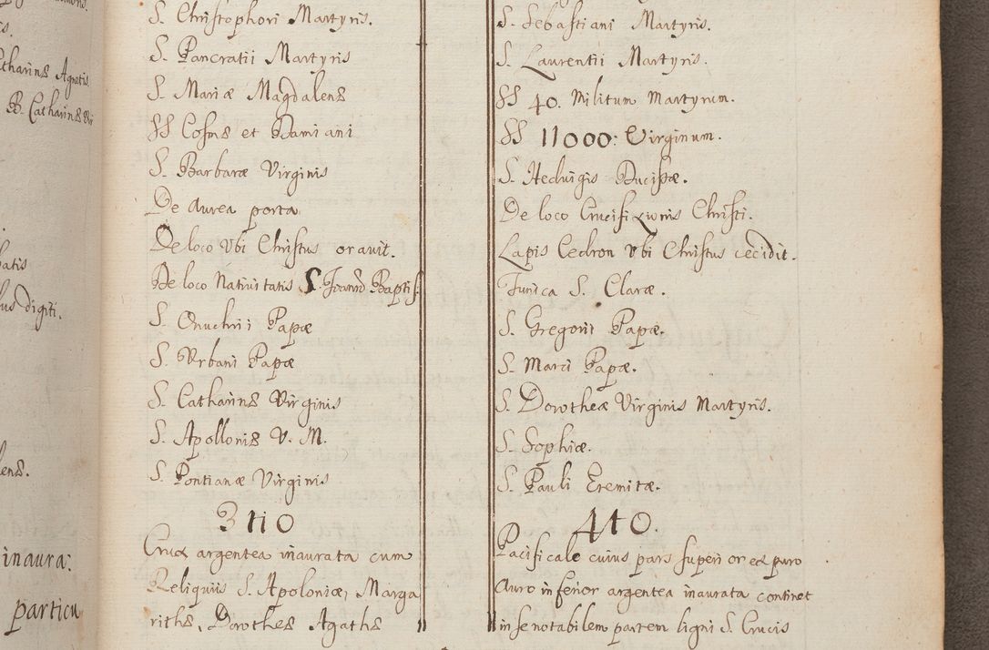 Zdjęcie nr 269 dla obiektu archiwalnego: In Nomine Domini Amen. ACTA VISITATIONIS. Externa sub Anno 1670 in Mense Julio incepta et in Augusto ac aliis Sequentibus eiusdem Anni mensibus per olim Illustrissimum ac Reverendissimum Dominum Andream Trzebicki Episcopum Cracoviensem in Cathedrali Ecclesia peractae, et successive per omnia et singula eiusdem Ecclesiae Sacella seu Capellas continuata atque ad hoc secundum volumen redacta et partim ob pestem Cracoviensem quadriennio grassantem partim ob alia legalia impedimenta quominus eadem Visitatio executa fuerit retardatae Demum morte praefati Illustrissimi et Reverendissimi Andreae Episcopi in Anno 1679 interveniente eadem Acta uti tam posthuma sub felici regimine Illustrissimi et Reverendissimi Domini Joannis Małachowski immediate in eundem Episcopatum succedentes ad effectum et finem executoris Authe. ordinaria in Anno 1682 sunt et fuerunt publicata, atque ideo illis omnibus et singulis quibus interest intimata.  VISITATIO Altarium Ecclesiae Cathedralis Cracoviensis infraspecificatorum circa translationem suorum ministeriorum et unionem Altaribus marmoreis ad quatuor columnas Ecclesiae sitis Anno Domini 1760 Die 17 Mensis Martij peracta. Perillustris Reverendissimus Dominus Hyacinthus Łopacki Canonicus Cathedralis et Archipresbyter Infulatus Cracoviensis Decanus Sandomiriensis a Celsissimo Illustrissimo Reverendissimo Domino Cajetano Ignatio Sołtyk Dei et Apostolicae Sedis Gratia Episcopo Cracoviensi Duce Severiae ad infrascripta delegatus per instrumentum tenoris sequentis ...