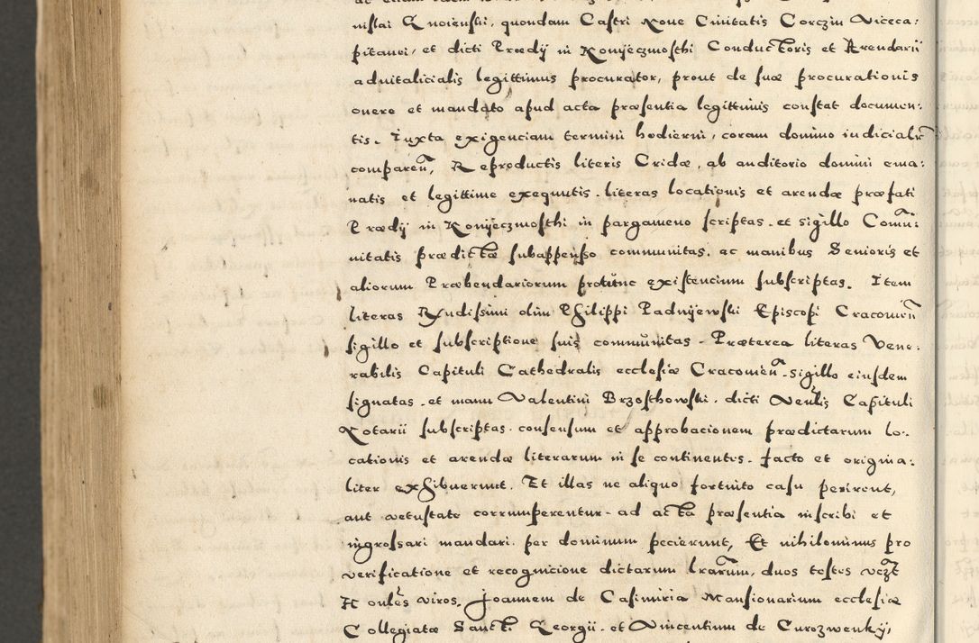 Zdjęcie nr 1050 dla obiektu archiwalnego: Acta actorum causarum sententiarum deffinitiuarum, quam interloquutoriarum, decretorum, obligationum, procuratorum etc. coram Reverendo Domino Martino Izbienski de Rusiecz Archidiacono Posnaniensis, custode et in Spiritualibus Vicario generali officiali Cracoviensis, ad Annum Domini Millesimum quingentesimum Sexagesimum Nonum cuius indictio duodecima, Pontus Sanctissimi Pii Papae Quinti Annus quartus foeliciter continuantur