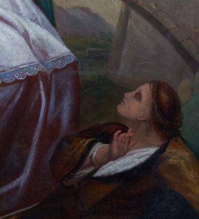 Zdjęcie nr 5: Obraz w kształcie stojącego prostokąta przedstawiający scenę męczeńskiej śmierci św. Wojciecha. W centrum kompozycji ukazany św. Wojciech w otoczeniu dwóch oprawców, z których jeden przebija świętego włócznią, a drugi przymierza się do uderzenia pałką. Święty ukazany całopostaciowo, zwrócony w trzech czwartych w lewo, o sylwetce silnie wygiętej do tyłu, z rozpostartymi na boki rękami, w lewej trzyma mały krucyfiks. Ma podłużną twarz, okoloną długą i siwą brodą, na wpół przymknięte oczy oraz długi i prosty nos. Ubrany jest w szaty biskupie: bordową albę, białą komżę, czerwoną kapę z zieloną podszewką, paliusz oraz infułę na głowie; u jego stóp leży na ziemi pastorał. Oprawca po lewej stronie ubrany jest w krótkie, zielone spodnie, brązową koszulę i niebieską czapkę, natomiast oprawca po prawej, częściowo schowany za św. Wojciechem – w niebieską koszulę. U dołu obrazu, w prawym narożu znajduje się kobieta w pozycji na wpół leżącej, zwrócona w stronę świętego. Ubrana jest w białą szatę spodnią oraz jasnobrązową szatę wierzchnią. Włosy ma spięte do tyłu. W prawym górnym narożu obrazu małe putto z palmą męczeństwa w dłoniach, widoczne z lewego profilu. W tle kamienny most, a w oddali pejzaż górski. Tło beżowe. Kolorystyka jasna, z przewagą czerwieni.