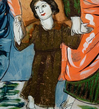 Zdjęcie nr 3: Obraz w kształcie stojącego prostokąta, w starszej, drewnianej, profilowanej ramce pomalowanej na czarno. Na błękitnym jednolitym tle całopostaciowe przedstawienie Matki Boskiej i św. Józefa prowadzących za ręce kilkuletniego Jezusa.   Postacie zwrócone w trzech czwartych w lewo, ukazane w ruchu (w wykroku). Maria ubrana w długą czerwoną suknię, okryta ciemnoniebieskim płaszczem, na głowie nosi białą chustę. Św. Józef, ubrany w długą zieloną suknię, przewiązany w pasie czerwoną draperią, w lewej dłoni trzyma białą lilię, głowę zwraca w kierunku idącego obok Jezusa. Wokół głów Marii i Józefa koliste nimby.  W tle, za plecami przedstawionych osób duże złote koło ozdobione w górnej części dużymi kielichami kwiatów róż i tulipanów. Koloryt intensywny, nasycony. Formy kształtowane czarnym konturem i światłocieniowo.