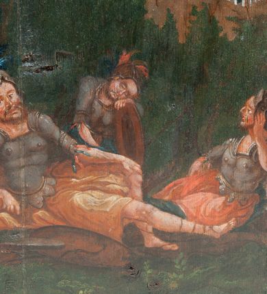 Zdjęcie nr 8: Oprawa grobu Pańskiego kulisowa, pięciopłaszczyznowa. Pierwszy plan tworzy iluzjonistyczna dekoracja, utworzona z bramy składającej się z dwóch filarów zwieńczonych wazonami z antabami oraz muru z krenelażem. Na tle muru ukazani dwaj rzymscy legioniści, po lewej stronie siedzący, po prawej stojący. W tle bogata roślinność egzotyczna z palmami. Na pozostałych planach namalowana roślinność leśna z egzotycznymi gatunkami palm. Na trzeciej parze kulis  przedstawieni dwaj rzymscy legioniści, lewy w pozycji stojącej, prawy leżącej, z głową wspartą na ręce. Wszystkie cztery płaszczyzny zamknięte łukami z namalowanym błękitnym niebem z gwiazdami, ujętym obłokami. 
Na ścianie zamykającej dekorację ukazano kamienny grób, po bokach którego siedzi i leży po trzech legionistów rzymskich z każdej strony. Nad nimi namalowane zalesione wzgórze Golgoty z trzema krzyżami, przed którymi stoi płaczący anioł. W tle widoczny jest pejzaż Jerozolimy, nad którym ukazano zaćmione słońce. W górnej części ściany ukazano niebo z nałożonym medalionem utworzonym z obłoków, z dwiema uskrzydlonymi główkami anielskimi, w glorii promienistej. 



