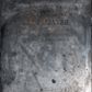 Zdjęcie nr 1: Tablica w kształcie stojącego prostokąta w kamiennej, profilowanej ramie z inskrypcją: &quot;D(EO) O(PTIMO) M(AXIMO) / ANIELA Z DORAUÓW / KIRCHMAYER / wzór córki, matki, obywatelki / urodzona d(nia) 4. Kwietnia 1805 r(oku) / zmarła d(nia) 3.Lutego 1868 r(oku)&quot;