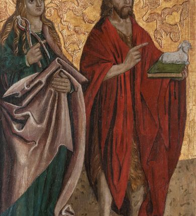 Zdjęcie nr 6: Lewe skrzydło tryptyku w kształcie stojącego prostokąta, podzielone poprzecznie na dwie kwatery. Na awersie w dolnej kwaterze św. Apolonia z obcęgami w prawej dłoni oraz św. Jan Chrzciciel z barankiem na księdze. W górnej kwaterze ukazani św. Sebastian ze strzałami w dłoniach oraz św. Wojciech przeszyty włócznią. Na rewersie w dolnej kwaterze scena Upadku pod krzyżem oraz data „1516”, w górnej kwaterze Chrystus przed Annaszem lub Kajfaszem. Na awersie rama profilowana, ozdobiona dekoracją imitującą skręcony sznur, od zewnątrz malowana na czerwono. Na rewersie rama prosta, srebrzona.



