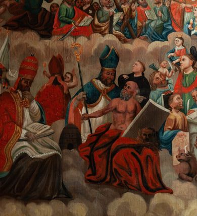 Zdjęcie nr 4: Obraz w formie stojącego prostokąta o falistym, wklęsło-wypukłym zamknięciu, ujęty profilowaną, złoconą ramą. Przedstawienie wielopostaciowe, na tle chmur, podzielone na strefy. W dolnej części wśród obłoków czterej ojcowie Kościoła i czterej ewangeliści z atrybutami, wyżej apostołowie, król Dawid i św. Barbara, w trzeciej strefie z lewej św. Józef, Matka Boska i św. Jan, pod krzyżem, pośrodku Adam i Ewa, z prawej Mojżesz z dekalogiem i postacie starotestamentowe. Najwyżej Bóg Ojciec, Chrystus z kulą świata i gołębica Ducha Świętego. Między wymienionymi najważniejszymi postacie mniej znaczących świetych, m.in. św. Floriana, św. Katarzyny ALeksandryjskiej, św. Jana Chrzciciela, św. Joachima, św. Anny. Kolorystyka intensywna, silne kontrasty, płaska plama barwna.