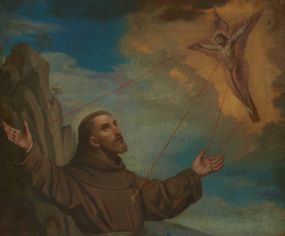 Zdjęcie nr 1: Obraz w kształcie stojącego prostokąta przedstawiający stygmatyzację św. Franciszka. W centrum kompozycji znajduje się św. Franciszek, usytuowany nieco z lewej strony obrazu, w pozycji klęczącej, zwrócony w trzech czwartych w lewo, z rękami rozłożonymi szeroko na boki. Ma podłużną twarz, z krótkim i jasnym zarostem, z oczami skierowanymi na Chrystusa, na głowie tonsurę. Święty ubrany jest w habit franciszkański przewiązany sznurem, a na stopach ma założone sandały. W górnej części obrazu, po prawej stronie znajduje się Chrystus jako serafin, z którego ran wychodzą czerwone promienie tworzące stygmaty u świętego Franciszka. Przed świętym, na wysokim wzniesieniu ułożone są: otwarta księga oraz czaszka. W tle, pośrodku widać zakonnika, ukazanego w pozycji siedzącej, czytającego księgę. W oddali widać pejzaż górski i pochmurne niebo. W dolnej części obrazu słabo czytelna sygnatura „Wład(ysław) P. Bąkowski 1886.” Rama drewniana, profilowana, fakturowana i złocona, zdobiona stylizowanymi rocaille'ami.

