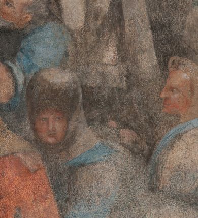 Zdjęcie nr 8: Iluzjonistyczną dekoracją malarską pokryto ściany kaplicy oraz strefę ponadcokołową: ściany tarczowe, pendentywy wokół stiukowych kartuszy herbowych oraz czaszę kopuły i wnętrze latarni. Ściany dolnej części podzielono na dwie strefy. Dolną tworzą zlokalizowane w narożach ścian iluzjonistycznie malowane pary nisz o konchach wypełnionych muszlą. W niszach ukazano osiem stojących frontalnie postaci starców, bez atrybutów i nimbów. Zapewne w ten sposób przedstawiono proroków lub apostołów. Każda z postaci ubrana jest w tunikę oraz płaszcz. Różnicuje je jedynie układ rąk, sposób kształtowania zarostu oraz kolorystyka szat. W drugiej strefie w przyłuczach arkad ukazano całopostaciowe przedstawienia uskrzydlonych aniołów trzymających narzędzia męki Pańskiej. Na ścianie wschodniej anioł prezentuje chustę Weroniki (z prawej) oraz latarnię (z lewej). Po bokach wejścia do kaplicy na ścianie północnej po prawej stronie anioł trzyma lancę i koronę cierniową, a po lewej krzyż. Z kolei na ścianie wschodniej po prawej ukazano anioła z drabiną, a po lewej z gąbką na trzcinie. Natomiast na ścianie południowej, po obu stronach zwieńczenia nagrobka, przedstawiono z prawej anioła z włócznią, a po lewej anioła z wiązką do biczowania. W tej strefie bezpośrednio przy łukach arkad wyobrażono leżące postacie geniuszy malowanych w technice en grisaille. Pod arkadą na ścianie wschodniej (ołtarzowej), ukazano dolną część owalnego jasno ugrowego baldachimu z lambrekinem i zielone, opadające paludamentum, rozsuwane kotarowo przez dwa uskrzydlone anioły. Dekoracja stanowi oprawę dla wiszącego tu obrazu Matki Boskiej z Dzieciątkiem w bogato rzeźbionej ramie. Z kolei na ścianie zachodniej wyobrażono monumentalną scenę Zdjęcia z krzyża. Jest to zwarta kompozycja ogniskująca się na wysokim drewnianym krzyżu, z którego ściągane jest martwe ciało Chrystusa. Z dwóch stron dłuższych ramion krzyż podtrzymują dwaj aniołowie. Ciało Jezusa opuszczane jest na białym pasie tkaniny przewiązanym pod jego ramionami. Chrystus ze zwisającą głową ma ręce ułożone wzdłuż ciała. Biodra przepasane ma białym perizonium. Jego skrzyżowane nogi są ugięte i jeszcze przybite gwoździem do krzyża. Gwóźdź wyciąga z nich obcęgami mężczyzna w niebieskiej, podwiniętej koszuli. Ciało opuszczają dwaj mężczyźni widoczni za poprzecznymi ramionami krzyża, trzymający końce taśmy. Człowiek z lewej strony w niebieskiej koszuli dodatkowo odbiera drugą białą taśmę od mężczyzny ubranego w szaroczarny strój. Osoba ta stoi na drabinie opartej o poprzeczne ramię krzyża. Drugi mężczyzna za krzyżem, w brązowej koszuli, lewą ręką trzyma koniec taśmy, a w uniesionej prawej młotek. Ciało Zbawiciela podtrzymuje lewą ręką kolejny mężczyzna stojący tyłem do widza na drugiej drabinie opartej o lewe ramię krzyża. Jest on ubrany w krótkie brązowe spodenki i bladozieloną koszulę. Pod krzyżem stoi zwarta siedmioosobowa grupa. Najprawdopodobniej z prawej strony ukazano św. Jana i Matkę Boską, na środku dwóch żołnierzy w ostro zakończonych hełmach, dwie kobiety, w tym zapewne Marię Magdalenę i starca widocznego z lewej strony kompozycji. Na ścianach tarczowych nad gzymsem wyobrażono po bokach okrągłych okien siedzących czterech ewangelistów i czterech ojców Kościoła. Na ścianie wschodniej znalazł się z prawej św. Jan z orłem, który w dziobie trzyma złoty kałamarz, a po lewej św. Mateusz rozmawiający z aniołem. Z kolei na ścianie południowej po lewej stronie przedstawiono św. Marka z lwem oraz św. Ambrożego trzymającego w prawej ręce naczynie z wylewającym się miodem. Na ścianie zachodniej z lewej znalazł się czytający św. Augustyn z sercem na dłoni, a z prawej św. Grzegorz Wielki z widoczną za nim tiarą i sową. Na ścianie północnej po lewej ukazano św. Hieronima z leżącym lwem, a po prawej stronie św. Łukasz z wołem. W pendentywach wykonano malarską dekorację w formie wijącej się wstęgi, na tle której widnieją stiukowe kartusze rollwerkowe, o owalnych kaboszonowych polach czwórdzielnych w krzyż. Po stronie wschodniej w pendentywach znajdują się dwa puste kartusze z niezachowanymi herbami. Natomiast herby zachowały się w pendentywach po stronie zachodniej. Na pendentywie północno-zachodnim: Jastrzębiec, Nowina, Gozdawa, Pobóg, a na południowo-zachodnim Gryf, Kotwicz, Kotwicz, Zabawa. W kopule wyobrażono Koronację Matki Boskiej adorowanej przez różnych świętych. Scenę koronacji Marii przez Trójcę Świętą przedstawiono w części wschodniej czaszy. Ukazana frontalnie Maria klęczy ze złożonymi rękami do modlitwy na obłokach. Ma owalną twarz okoloną jasnymi długimi włosami rozsypującymi się na jej ramiona. Na uniesionej ku górze głowie ma ubraną zsuwającą się białą chustę okrywającą włosy. Madonna ubrana jest w zasłaniający jej ramiona bladoniebieski płaszcz, opadający po bokach na obłoki. Nieznacznie wyżej z prawej strony na obłokach siedzi Bóg Ojciec. Wyobrażono go w trzech czwartych w prawo. Jest to starszy mężczyzna o siwych włosach i brodzie. W wyciągniętej prawej ręce nad głową Marii wraz z Chrystusem trzyma złotą koronę w typie zamkniętym. Z kolei w lewej podtrzymuje glob ze złotym krzyżykiem. Bóg Ojciec na głowie ma tiarę papieską. Ubrany jest w szaro-niebieską szatę oraz wzorzystą złotą kapę narzuconą na ramiona i spiętą pod szyją klamrą, z połami okrywającymi nogi. Naprzeciwko siedzi Chrystus widoczny w trzech czwartych w lewo z twarzą ukazaną w profilu. W wyciągniętej prawej ręce trzyma wraz z Bogiem Ojcem koronę, a lewą podtrzymuje złote berło. Chrystus ma jasne włosy opadające puklami na ramiona i podobną krótką brodę. Na głowie ma otwartą złotą koronę. Został przedstawiony z nagim torsem, na którym zaznaczono przebity bok. Jego postać otacza narzucony na ramiona bladoczerwony całun udrapowany w formie płaszcza. Nad koroną bliżej głowy Boga Ojca widoczna jest gołębica Ducha Świętego otoczona świetlistym otokiem. Ponad sceną koronacji wokół otworu do latarni wyobrażono wirujące złocisto-szare obłoki, na tle których widać uskrzydlone główki aniołków oraz postacie mniejszych i większych aniołków, które muzykują na różnych instrumentach, bądź też trzymają gałązki palmowe lub kwiaty albo kwiaty rozsypują. Uskrzydlone główki aniołków widoczne są także pośród obłoków, na których klęczy Madonna. Z prawej strony koronacji wyobrażono dwóch biskupów. Starszy, być może św. Wojciech, został przedstawiony w postawie półklęczącej w trzech czwartych w lewo. Prawą ręką zdaje się wskazywać na scenę koronacji, lewą zaś przyciska do piersi. Ma odkrytą głowę z widocznymi siwymi włosami i taką samą brodą. Ubrany jest w niebiesko-zielonkawą kapę ze złotym kapturem zakończonym chwostem. Na ziemi przy jego stopie widoczna jest złota infuła. Świętemu przyglądają się dwaj aniołowie widoczni z tyłu. Za nim klęczy młodszy biskup z leżącym przy nim na ziemi pastorałem i mieczem. Zapewne jest to św. Stanisław ze Szczepanowa. Święty ukazany został frontalnie z prawą ręką przyciśniętą do piersi, a z lewą nieznacznie odsuniętą w bok. Ma pociągłą twarz o krótkich jasnych włosach i podobnym zaroście. Ubrany jest w albę oraz szaro-bordową kapę o złotym kapturze. Przy jego kolanach stoi złota infuła, a za nim widoczny jest anioł z gałązką palmową. Za św. Stanisławem w rozwianych szatach klęczy św. Jadwiga Śląska, którą identyfikuje bryła kościoła widoczna przy jej stopach. Postać Jadwigi ukazano w profilu z założonymi rękami przed sobą. Na głowie ma niewielką złotą koronę, spod której widoczna jest biała chusta okrywająca włosy. Ubrana jest w bladoczerwoną suknię przepasaną w talii i narzucony na ramiona bladoszkarłatny płaszcz z gronostajowym kołnierzem i obszyciem. Za św. Jadwigą stoi inna święta z odsłoniętą lewą ręką wspartą o bok. Brak atrybutu nie pozwala na jej identyfikację. Ukazano ją w trzech czwartych w prawo z głową w profilu. Ma owalną twarz z wydatnym nosem. Na głowie ma niewielką złotą koronę, spod której widać jasną chustę okrywającą włosy. Ubrana jest w złocisto-szarą suknię z krótkimi rękawami i bladoczerwony rozwiany płaszcz. Pomiędzy obiema kobietami widać dwie postacie uskrzydlonych aniołów. Za świętymi siedzi z otwartą księgą wyobrażony frontalnie św. Jana Kanty. Jest to mężczyzna w średnim wieku z wysokim czołem, krótkimi brązowymi włosami i podobną brodą. Ubrany jest w bladofioletową togę akademicką z gronostajową peleryną. Trzymana przez niego księga ma czerwone okładki. Obok św. Jana Kantego namalowano czteroosobową grupę starszych mężczyzn. Pierwszy z nich, ujętych w trzech czwartych w prawo, zdaje się przyklękając, odbierać prawą ręką palmę męczeństwa podawaną mu przez widocznego nad nim anioła. Lewą ma ułożoną wzdłuż ciała. Ma podłużną twarz widoczną z profilu, otoczoną białymi włosami i spiczastą białą brodą. Ubrany jest w rozwianą jasnobeżową szatę przewiązaną w pasie i taki sam płaszcz narzucony na prawe ramię. Lewy rękaw tuniki jest podciągnięty, odsłaniając przedramię ręki. Na lewej nodze widoczny jest sandał. Za nim przedstawiono klęczącego w ujęciu trzech czwartych w lewo zakonnika eremitę, być może św. Pawła Pustelnika w białym habicie paulińskim. Zakonnik na wysokości bioder ma rozsunięte ręce. Jego twarz o wydatnym nosie otacza krzaczasta, długa, biała broda oraz białe włosy. W głębi za nim częściowo widać dwóch innych brodatych mężczyzn w beżowych szatach. Jeden z nich trzyma w dłoni palmę. W niewielkiej odległości za grupą mężczyzn na pierwszym planie klęczy na obłoku ukazany frontalnie św. Jacek. W rękach uniesionych na wysokości piersi trzyma wieżycową, złotą monstrancję i figurę Matki Boskiej. Dominikanin został przedstawiony z wysokim łysym czołem i wianuszkiem siwiejących włosów. Jego pociągła twarz o wyrazistym nosie i wąskich, nieznacznie zaciśniętych ustach pozbawiona jest zarostu. Ubrany jest w dominikański habit z czarnoniebieskim płaszczem. Z lewej strony sceny koronacji namalowano grupę czterech świętych. Na pierwszym planie widać klęczącego św. Stanisława Kostkę, wspartego na długim kiju z przywiązanym do niego węzełkiem. Święty został przedstawiony w profilu. Ma młodzieńczą, owalną twarz z krótkimi brązowymi włosami i rumianymi policzkami. Ubrany jest w bladobeżowy płaszcz, spod którego widać jasnoseledynową szatę. Za Stanisławem Kostką wyłania się w półpostaci św. Jan Nepomucen z drewnianym krzyżem podtrzymywanym lewą ręką. Jest to dojrzały mężczyzna o pociągłej twarzy, z brązowymi włosami i brodą. Z prawej strony św. Stanisława Kostki ukazano stojące dwie zakonnice, św. Kingę i zapewne bł. Salomeę. Kingę ukazano frontalnie w kontrapoście z głową uniesioną ku niebu w jasnobeżowym habicie klaryski wpadającym w brąz. Księżna prawą ręką przyciska do piersi bryłę soli, a w opuszczonej lewej trzyma kwiat lilii. U jej stóp widać model kościoła klasztornego w Starym Sączu. Obok stoi najprawdopodobniej bł. Salomea. Ukazano ją w mocnym kontrapoście, z dłońmi splecionymi na piersi i spojrzeniem skierowanym ku ziemi. Ubrana jest w rozwiany szaroniebieski habit i jasny welon. Wnętrze latarni wypełniają uskrzydlone głowy aniołków na tle złocisto-szarych obłoków.    







