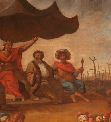 Zdjęcie nr 4: Obraz o kształcie leżącego prostokąta w profilowanej, drewnianej ramie dekorowanej złoconym ornamentem z umieszczonym u góry, na osi, złoconym, podłużnym kartuszem wolutowym zwieńczonym muszlą. W jego srebrzonym polu napis „TUTELARIUM / ECCLESIAE PAROCHIALIS / IN / NIEPOŁOMICE / DECEM MILLIUM MILITUM MARTIRUM / MARTIRII / HISTORIA&quot;. Wielopostaciowa, rozbudowana kompozycja ze sceną męczeństwa dziecięciu tysięcy męczenników. Po lewej stronie, na pierwszym planie ukazano dwór królewski z cesarzem Hadrianem wydającym rozkaz zabicia chrześcijan. Po prawej przedstawiono sceny obnażania z szat, prowadzenia spętanych chrześcijan, ustawiania krzyży i przybijania do nich męczenników i ich ustawiania. W tle las krzyży i odległy pejzaż z widocznym miastem – Aleksandria. W dolnej środkowej części kompozycji prostokątna tablica o profilowanych brzegach, zamknięta prostym belkowaniem. W polu, na ciemnym tle napis: I-II Martyres crucifixi sunt in Mon/te Ararat, sub Adriano Imperatore / prope Alexariam tempore mortis / Ipsorum haec signa apparueru[n]t / qua visa fuerunt sub tempus pas/sionis Christi”. Ciepła kolorystyka z przewagą brązów, mocno pociemniała. 
