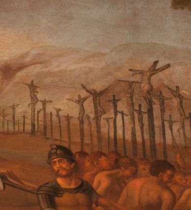 Zdjęcie nr 20: Obraz o kształcie leżącego prostokąta w profilowanej, drewnianej ramie dekorowanej złoconym ornamentem z umieszczonym u góry, na osi, złoconym, podłużnym kartuszem wolutowym zwieńczonym muszlą. W jego srebrzonym polu napis „TUTELARIUM / ECCLESIAE PAROCHIALIS / IN / NIEPOŁOMICE / DECEM MILLIUM MILITUM MARTIRUM / MARTIRII / HISTORIA". Wielopostaciowa, rozbudowana kompozycja ze sceną męczeństwa dziecięciu tysięcy męczenników. Po lewej stronie, na pierwszym planie ukazano dwór królewski z cesarzem Hadrianem wydającym rozkaz zabicia chrześcijan. Po prawej przedstawiono sceny obnażania z szat, prowadzenia spętanych chrześcijan, ustawiania krzyży i przybijania do nich męczenników i ich ustawiania. W tle las krzyży i odległy pejzaż z widocznym miastem – Aleksandria. W dolnej środkowej części kompozycji prostokątna tablica o profilowanych brzegach, zamknięta prostym belkowaniem. W polu, na ciemnym tle napis: I-II Martyres crucifixi sunt in Mon/te Ararat, sub Adriano Imperatore / prope Alexariam tempore mortis / Ipsorum haec signa apparueru[n]t / qua visa fuerunt sub tempus pas/sionis Christi”. Ciepła kolorystyka z przewagą brązów, mocno pociemniała. 
