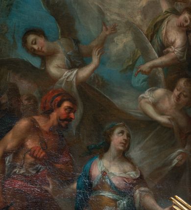 Zdjęcie nr 9: Obraz w formie stojącego prostokąta zamkniętego łukiem odcinkowym nadwieszonym z uskokiem. W dolnej części obrazu św. Katarzyna klęcząca na dwóch kamiennych stopniach, skierowana w trzech czwartych w prawo, z głową zwróconą w lewo i rękami rozłożonymi na boki. Twarz ma owalną, pełną, o dużych oczach skierowanych w górę, prostym nosie i małych, pełnych ustach, okoloną długimi jasnobrązowymi włosami upiętymi z tyłu głowy i rozpuszczonymi na ramiona, z wplecioną niebieską szarfą, na głowie ma perłowy diadem. Ubrana jest w długą, jasnoróżową suknię, z białą szarfą i broszką przy dekolcie, z gorsetem i łańcuchem w talii. Po prawej stronie świętej kat zwrócony w trzech czwartych w lewo, w wykroku, z lewą nogą na stopniu. W lewej, ugiętej z przodu ręce trzyma sznur, którym przewiązana jest święta, w prawej, opuszczonej dzierży miecz. Twarz ma szczupłą, o rysach dojrzałego mężczyzny, z dużymi oczami oraz ostrym profilem nosa, z dużymi wąsami i krótką bródką oraz brązowymi włosami. Na głowie na czerwone nakrycie. Oprawca przepasany jest czerwonym płaszczem, podtrzymywanym na pasku, odsłaniającym tors. Za nim dwie postacie starszych mężczyzn. W górnej części obrazu, nad świętą unoszą się trzy anioły, spośród których dwa okrywają św. Katarzynę brązowym płaszczem. Anioły wskazują na niebo, na którym rozstępują się rozświetlone obłoki, a dwa nadlatujące putta trzymają liść palmy i wieniec laurowy. 