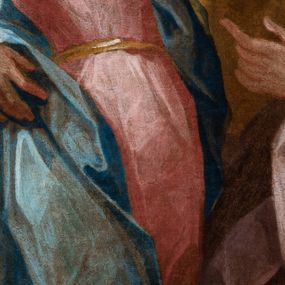 Zdjęcie nr 1: Obraz w kształcie pionowego prostokąta. Przedstawia tzw. Rodzinę Marii, tj. Marię w towarzystwie św. Anny oraz św. Joachima. Centrum przedstawienia stanowi postać młodzieńczej Marii stojącej na kamiennym podwyższeniu. Maria ukazana frontalnie, z ciałem lekko wygiętym w lewo, w stronę obejmującego ją ramieniem św. Joachima. W prawej, uniesionej w górę ręce, trzyma kwiat białej lilii. Twarz postaci okrągła z niewielkimi, głęboko osadzonymi oczami, pełnymi ustami oraz wydatnymi uszami. Włosy długie, zaczesane do tyłu; wokół głowy postaci świetlisty nimb. Maria ubrana jest w jasnoróżową suknię przewiązaną w pasie oraz luźno udrapowany błękitny płaszcz. Prawą stopą Maria depcze głowę węża. Po prawej stronie obrazu ukazany św. Joachim. Jest on zwrócony w trzech czwartych w lewo, w kierunku Marii, którą obejmuje w pasie prawym ramieniem. Głowa świętego ukazana z profilu, pochylona w kierunku Marii. Twarz postaci pociągła, nos wydatny, orli. Czoło wysokie z widoczną łysiną. Włosy i długa broda siwe. Święty ubrany jest w długą, żółtą suknię oraz obficie fałdowany, brązowy płaszcz. Z lewej strony obrazu św. Anna przedstawiona w pozycji klęczącej, w trzech czwartych zwrócona w prawo. Anna została ukazana jako dojrzała kobieta o kwadratowej twarzy, z ostro zarysowanym podbródkiem. Głowę postaci okrywa chusta w kolorze beżowym. Św. Anna ubrana jest w niebieską suknię oraz czerwony płaszcz, przewieszony okazałą fałdą przez lewe przedramię. U jej stóp, po lewej stronie obrazu ukazano zamkniętą księgę. W lewym górnym rogu kompozycji przedstawiona gołębica Ducha Świętego. Nieco z prawej ponad głowami Marii oraz Joachima ukazane dwie uskrzydlone główki anielskie na tle obłoków. Na pierwszym planie, w dolnej części kompozycji przedstawiony bukiet różnokolorowych kwiatów. Obraz ujęty drewnianą, złoconą ramą. 