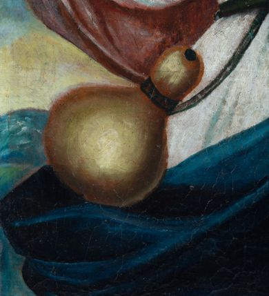 Zdjęcie nr 9: Obraz w formie stojącego prostokąta zamkniętego łukiem półkolistym nadwieszonym. W centrum postać świętego ukazanego do kolan, zwróconego w trzech czwartych w lewo. Prawą dłoń kładzie na piersi, ręką przytrzymując laskę, lewą rękę wyciąga przed siebie, przytrzymując przy boku księgę. Twarz ma pociągłą, o migdałowatych oczach z długimi rzęsami, uniesionymi, łukowatymi brwiami, prostym nosie i pełnych ustach, okoloną krótką brodą z wąsami oraz krótkimi, falowanymi, brązowymi włosami. Wokół głowy gloria promienista. Ubrany jest w białą tunikę, przepasaną w talii, na ramiona ma narzuconą brązową pelerynkę o różowej podszewce, z przytwierdzonymi muszlami, na prawym boku ma zawiązany ciemnoniebieski płaszcz, przy boku podwieszony bukłak, na plecach kapelusz pielgrzymi. Święty ukazany na tle pejzażu górskiego. W górnej partii obrazu rozświetlone, biało-żółte niebo z przedstawieniem czterech uskrzydlonych główek anielskich pośród obłoków. 


