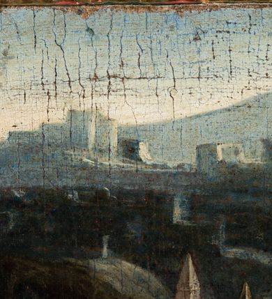 Zdjęcie nr 43: Ołtarz ustawiony na kamiennym podwyższeniu, przyścienny, architektoniczny, jednoosiowy, dwukondygnacyjny ze zwieńczeniem. Podstawa ołtarza skrzyniowa, na niej kamienna mensa z centralnie umieszczonym portatylem. Antepedium późne (secesyjne), datowane na odwrocie „1914”, ozdobione figurą anioła trzymającego wstęgę z napisem „AVE MARIA” i rzeźbionym ornamentem ze złoconych liści winogron i srebrzonych lilii. Retabulum jest flankowane dwiema parami ustawionych uskokowo i osadzonych na wysokich cokołach kolumn kompozytowych, ozdobionych główkami aniołków ujętych dekoracją małżowinową. Kolumny dźwigają belkowanie z wydatnym, przełamującym się gzymsem ozdobionym ornamentem małżowinowym. Nad belkowaniem trójkątny przyczółek z rzeźbioną figurą Boga Ojca w polu tympanonu i figurami aniołów na jego bokach. Druga kondygnacja ołtarza jest flankowana pojedynczymi kolumienkami i kanelowanymi pilasterkami korynckimi, ustawionymi na wysokich cokołach. Boki ozdobione uszami w kształcie małżowiny. Na zewnątrz kolumn, na osiach kolumn zewnętrznych niższej kondygnacji, ustawione na impostach figury: św. Kazimierza po lewej stronie, św. Stanisława po prawej. Kolumny podpierają belkowanie z przełamującym się gzymsem ozdobionym ornamentem małżowinowym, ponad którym zwieńczenie w formie przyczółka odcinkowego przerwanego. Łuk przyczółka profilowany z uskokami, dekorowany ornamentem małżowinowym. Pośrodku zwieńczenia, w przerwanym przyczółku rzeźba św. Michała Archanioła, ustawiona na wysokim cokole z dekoracją w formie bukietu granatów otoczonych liśćmi akantu. Po bokach, na osiach kolumn rzeźbione figury: św. Barbary po lewej stronie i św. Jana Chrzciciela po stronie prawej. Pomiędzy impostami kolumn, w predelli profilowana płycina w kształcie leżącego prostokąta z wyciętymi uskokowo górnymi narożnikami. W niej obraz olejny na płótnie (przyklejony do struktury) ze sceną Nawiedzenia św. Elżbiety. W polu środkowym pierwszej kondygnacji obraz z przedstawieniem Najświętszego Serca Pana Jezusa w profilowanej ramie w kształcie stojącego prostokąta, ozdobionej ornamentem małżowinowym. W drugiej kondygnacji  pole środkowe w kształcie prostokąta leżącego (zbliżonego do kwadratu), obwiedzione frezowaną ramką, z wpisaną w nią ramą o kształcie oktagonalnym, profilowaną i ozdobioną ornamentem małżowinowym, z obrazem przedstawiającym św. Antoniego. Strukturę retabulum, a także prostokątne płyciny zdobiące cokoły i tło kolumn, podkreślają frezowane ramki. Kolumny, pilastry, kapitele, ornamenty, obramienia płycin i belkowania, frezowane ramki złocone. Ramy obrazów złocone i polichromowane. Rzeźby złocone, srebrzone i polichromowane. 