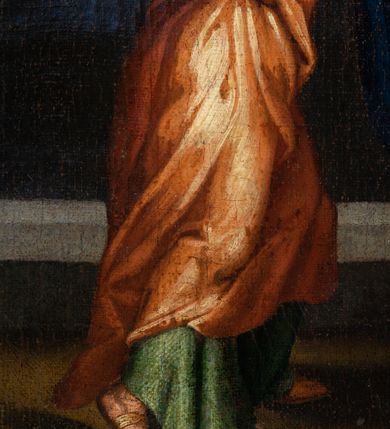 Zdjęcie nr 50: Ołtarz ustawiony na kamiennym podwyższeniu, przyścienny, architektoniczny, jednoosiowy, dwukondygnacyjny ze zwieńczeniem. Podstawa ołtarza skrzyniowa, na niej kamienna mensa z centralnie umieszczonym portatylem. Antepedium późne (secesyjne), datowane na odwrocie „1914”, ozdobione figurą anioła trzymającego wstęgę z napisem „AVE MARIA” i rzeźbionym ornamentem ze złoconych liści winogron i srebrzonych lilii. Retabulum jest flankowane dwiema parami ustawionych uskokowo i osadzonych na wysokich cokołach kolumn kompozytowych, ozdobionych główkami aniołków ujętych dekoracją małżowinową. Kolumny dźwigają belkowanie z wydatnym, przełamującym się gzymsem ozdobionym ornamentem małżowinowym. Nad belkowaniem trójkątny przyczółek z rzeźbioną figurą Boga Ojca w polu tympanonu i figurami aniołów na jego bokach. Druga kondygnacja ołtarza jest flankowana pojedynczymi kolumienkami i kanelowanymi pilasterkami korynckimi, ustawionymi na wysokich cokołach. Boki ozdobione uszami w kształcie małżowiny. Na zewnątrz kolumn, na osiach kolumn zewnętrznych niższej kondygnacji, ustawione na impostach figury: św. Kazimierza po lewej stronie, św. Stanisława po prawej. Kolumny podpierają belkowanie z przełamującym się gzymsem ozdobionym ornamentem małżowinowym, ponad którym zwieńczenie w formie przyczółka odcinkowego przerwanego. Łuk przyczółka profilowany z uskokami, dekorowany ornamentem małżowinowym. Pośrodku zwieńczenia, w przerwanym przyczółku rzeźba św. Michała Archanioła, ustawiona na wysokim cokole z dekoracją w formie bukietu granatów otoczonych liśćmi akantu. Po bokach, na osiach kolumn rzeźbione figury: św. Barbary po lewej stronie i św. Jana Chrzciciela po stronie prawej. Pomiędzy impostami kolumn, w predelli profilowana płycina w kształcie leżącego prostokąta z wyciętymi uskokowo górnymi narożnikami. W niej obraz olejny na płótnie (przyklejony do struktury) ze sceną Nawiedzenia św. Elżbiety. W polu środkowym pierwszej kondygnacji obraz z przedstawieniem Najświętszego Serca Pana Jezusa w profilowanej ramie w kształcie stojącego prostokąta, ozdobionej ornamentem małżowinowym. W drugiej kondygnacji  pole środkowe w kształcie prostokąta leżącego (zbliżonego do kwadratu), obwiedzione frezowaną ramką, z wpisaną w nią ramą o kształcie oktagonalnym, profilowaną i ozdobioną ornamentem małżowinowym, z obrazem przedstawiającym św. Antoniego. Strukturę retabulum, a także prostokątne płyciny zdobiące cokoły i tło kolumn, podkreślają frezowane ramki. Kolumny, pilastry, kapitele, ornamenty, obramienia płycin i belkowania, frezowane ramki złocone. Ramy obrazów złocone i polichromowane. Rzeźby złocone, srebrzone i polichromowane. 