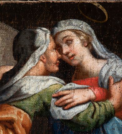 Zdjęcie nr 52: Ołtarz ustawiony na kamiennym podwyższeniu, przyścienny, architektoniczny, jednoosiowy, dwukondygnacyjny ze zwieńczeniem. Podstawa ołtarza skrzyniowa, na niej kamienna mensa z centralnie umieszczonym portatylem. Antepedium późne (secesyjne), datowane na odwrocie „1914”, ozdobione figurą anioła trzymającego wstęgę z napisem „AVE MARIA” i rzeźbionym ornamentem ze złoconych liści winogron i srebrzonych lilii. Retabulum jest flankowane dwiema parami ustawionych uskokowo i osadzonych na wysokich cokołach kolumn kompozytowych, ozdobionych główkami aniołków ujętych dekoracją małżowinową. Kolumny dźwigają belkowanie z wydatnym, przełamującym się gzymsem ozdobionym ornamentem małżowinowym. Nad belkowaniem trójkątny przyczółek z rzeźbioną figurą Boga Ojca w polu tympanonu i figurami aniołów na jego bokach. Druga kondygnacja ołtarza jest flankowana pojedynczymi kolumienkami i kanelowanymi pilasterkami korynckimi, ustawionymi na wysokich cokołach. Boki ozdobione uszami w kształcie małżowiny. Na zewnątrz kolumn, na osiach kolumn zewnętrznych niższej kondygnacji, ustawione na impostach figury: św. Kazimierza po lewej stronie, św. Stanisława po prawej. Kolumny podpierają belkowanie z przełamującym się gzymsem ozdobionym ornamentem małżowinowym, ponad którym zwieńczenie w formie przyczółka odcinkowego przerwanego. Łuk przyczółka profilowany z uskokami, dekorowany ornamentem małżowinowym. Pośrodku zwieńczenia, w przerwanym przyczółku rzeźba św. Michała Archanioła, ustawiona na wysokim cokole z dekoracją w formie bukietu granatów otoczonych liśćmi akantu. Po bokach, na osiach kolumn rzeźbione figury: św. Barbary po lewej stronie i św. Jana Chrzciciela po stronie prawej. Pomiędzy impostami kolumn, w predelli profilowana płycina w kształcie leżącego prostokąta z wyciętymi uskokowo górnymi narożnikami. W niej obraz olejny na płótnie (przyklejony do struktury) ze sceną Nawiedzenia św. Elżbiety. W polu środkowym pierwszej kondygnacji obraz z przedstawieniem Najświętszego Serca Pana Jezusa w profilowanej ramie w kształcie stojącego prostokąta, ozdobionej ornamentem małżowinowym. W drugiej kondygnacji  pole środkowe w kształcie prostokąta leżącego (zbliżonego do kwadratu), obwiedzione frezowaną ramką, z wpisaną w nią ramą o kształcie oktagonalnym, profilowaną i ozdobioną ornamentem małżowinowym, z obrazem przedstawiającym św. Antoniego. Strukturę retabulum, a także prostokątne płyciny zdobiące cokoły i tło kolumn, podkreślają frezowane ramki. Kolumny, pilastry, kapitele, ornamenty, obramienia płycin i belkowania, frezowane ramki złocone. Ramy obrazów złocone i polichromowane. Rzeźby złocone, srebrzone i polichromowane. 