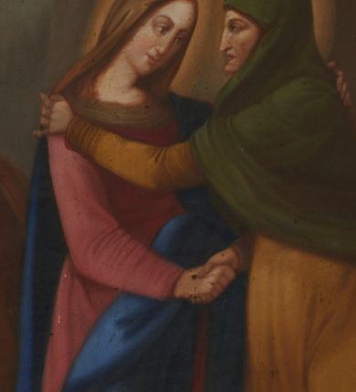 Zdjęcie nr 1: Obraz w kształcie stojącego prostokąta, w drewnianej profilowanej i złoconej ramie ujętej ażurowymi uszami z ornamentu małżowinowo-chrząstkowego, winorośli i akantu. W centrum kompozycji scena Nawiedzenia św. Elżbiety przez Marię. Z lewej Maria stoi wyprostowana, z głową skłonioną w stronę Elżbiety, zwraca się do niej, podając jej rękę. Jest ubrana w czerwoną suknię oraz ciemnogranatowy płaszcz; na głowie ma chustę. Elżbieta została ukazana w skręcie, z górną partią ciała zwróconą do Marii, lewą ręką dotykając jej ramienia; ma twarz o ostrych rysach. Jest ubrana w ciemnożółtą suknię oraz zielony płaszcz zarzucony na głowę. W tle widoczne elementy architektury oraz dwie postaci. Z prawej strony kompozycji na progu domu stoi Zachariasz, z lewej św. Józef. Kolorystyka ciemna, ciepła z dominacją brązów.
