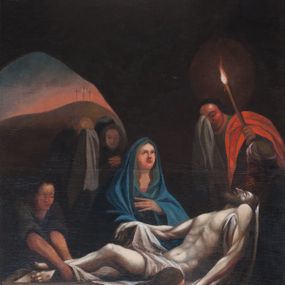 Zdjęcie nr 1: Obraz w kształcie stojącego prostokąta w złoconej, profilowanej ramie. Kompozycja otwarta, wielofiguralna ze sceną składania martwego Chrystusa do grobu. Ciało Jezusa jest podtrzymywane przez dwóch mężczyzn przez biały całun, ułożone w nieznacznym skręcie, z głową silnie odchyloną do tyłu. Chrystus przedstawiony nagi, przesłonięty jedynie białym perizonium. Za sarkofagiem ukazana Matka Boska, zwrócona delikatnie w lewo, z głową uniesioną, prawą ręką podtrzymująca dłoń syna, lewą przyciskająca do piersi. Maria jest okryta ciemnoniebieskim maforionem, założonym na głowę, przesłaniającym oba ramiona oraz przód czerwonej sukni. Za Matką Boską ukazane trzy płaczące niewiasty. Po prawej stronie przedstawiony św. Jan Ewangelista, zwrócony w trzech czwartych w prawo, w lewej uniesionej na wysokość piersi ręce trzyma zapaloną świecę, prawą ociera chustą łzy z twarzy. Święty ubrany jest w zieloną tunikę oraz czerwony płaszcz przerzucony przez lewe ramię. Przed sarkofagiem przedstawiona św. Maria Magdalena, klęcząca, zwrócona w prawo, silnie pochylona do przodu, prawą ręką unosi do twarzy dłoń Chrystusa, w lewej trzyma złote naczynie. Jest ubrana w ciemnogranatową suknię oraz brązowy płaszcz okrywający dół pleców i nogi. Scena rozgrywa się na tle skalnego grobu, otwierającego się po lewej stronie na pejzaż z widoczną w oddali Golgotą. 