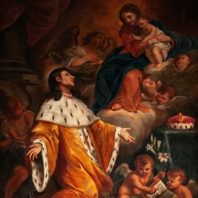 Zdjęcie nr 1: Obraz w kształcie stojącego prostokąta, w prostej, profilowanej i złoconej ramie. Wielopostaciowa kompozycja ze św. Kazimierzem klęczącym przed ukazującą mu się w niebiosach Marią z Dzieciątkiem. Święty jest ubrany w długi płaszcz książęcy w kolorze żółtym, z gronostajowym podbiciem i pelerynkę. Głowę i ręce unosi w geście adoracji. Ukazany został jako młody, długowłosy mężczyzna pozbawiony zarostu. Towarzyszą mu atrybuty: mitra książęca położona na stole znajdującym się po prawej stronie obrazu, lilie oraz otwarta księga z napisem: "Omni die dic MARIAE […]" trzymane przez putta w prawym, dolnym rogu obrazu. Maria siedząca na obłoku, w prawym, górnym rogu. Ubrana w czerwoną suknię oraz błękitny płaszcz, a towarzyszący jej dziecięcy Chrystus  – przepasany białą pieluchą. Z obłoków wyłaniają się uskrzydlone główki puttów. Dodatkowo w lewej części obrazu nieco w cieniu, pojawiają się dwa większe anioły. W tle znajduje się kolumna i udrapowana wokół niej ciemno-czerwona tkanina. Kolorystyka ciepła, z przewagą brązów i żółcieni. Dominantę kolorystyczną stanowi złocisty płaszcz królewicza i jego białe podbicie.