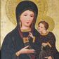 Zdjęcie nr 1: Obraz w kształcie stojącego prostokąta ujęty profilowaną ramą zdobioną akantem. W centrum kompozycji ukazana Matka Boska z Dzieciątkiem w typie Hodegetrii. Maria przedstawiona frontalnie, w popiersiu z głową nieznacznie pochyloną w lewo, w kierunku Dzieciątka, które trzyma na lewym ramieniu. Prawą ręką wskazuje na Jezusa. Twarz Matki Boskiej szczupła, z długim, prostym nosem i niewielkimi ustami. Na policzkach zaznaczony delikatny rumieniec. Wokół głowy złocony nimb z umieszczoną w otoku gotycką inskrypcją: „Regina • celi • letare • alle • quia • quem • meruisti • portare • alle • resurrexit • sicu”. Maria ubrana jest w ciemnogranatową szatę spodnią z długimi rękawami, wykończoną złoconą lamówką. Przy dekolcie gotycki, minuskułowy napis: „ave • maria”. Na ramiona i głowę ma narzucony ciemnogranatowy płaszcz z purpurową podszewką, spięty pod szyją ozdobną, kameryzowaną broszą. Spod płaszcza widoczna przejrzysta chusta oraz jasne, falowane włosy. Dzieciątko Jezus zwrócone w stronę Marii, prawą rękę wyciąga w geście błogosławieństwa, w lewej zaś trzyma zamkniętą księgę w zielonej oprawie. Przedstawione jako brązowooki chłopiec o krótkich, jasnych i kręconych włosach. Dzieciątko ubrane jest w ciemnogranatową tunikę z długimi rękawami zdobioną motywem kwiatowym, wykończoną złotą lamówką. Spod szat widoczne są bose stopy. Wokół głowy Jezusa umieszczony złocony nimb wypełniony rytą dekoracją roślinną. Tło obrazu jednolicie złocone z rytą dekoracją roślinną.