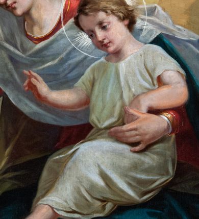 Zdjęcie nr 2: Obraz w kształcie stojącego prostokąta z przedstawieniem Matki Boskiej przekazującej szkaplerz św. Szymonowi Stockowi. Kompozycja dwustrefowa, w dolnej, po lewej stronie św. Szymon Stock ukazany w pozycji klęczącej, zwrócony w stronę Matki Boskiej z wyciągniętymi przed siebie rękami, którymi odbiera od Marii szkaplerz. Twarz podłużna, szczupła, okolona brodą, z tonsurą, nad nią okrągły i biały nimb. Ubrany jest w biały habit i brązowy płaszcz. U jego nóg leży otwarta księga. W górnej strefie, po prawej stronie Matka Boska siedząca na obłokach, lewą ręką podtrzymująca siedzące na jej kolanach Dzieciątko, prawą przekazująca szkaplerz św. Szymonowi. Maria ma podłużną twarz z długim nosem, drobnymi ustami i na wpółprzymkniętymi oczami. Ubrana jest w czerwoną suknię, niebieski płaszcz i biały welon oraz otwartą koronę na głowie, a wokół niej złoty nimb promienisty. Dzieciątko ukazane jest w pozycji siedzącej, zwrócone trzy czwarte w prawo, prawą ręką czyniące gest błogosławieństwa. Twarz o rysach małego dziecka, okolona jasnymi i kędzierzawymi włosami. Wokół głowy ma biały, krzyżowy nimb wpisany w okręg. Dzieciątko ubrane jest w białą sukienkę z krótkimi rękawami. W prawym dolnym narożu obrazu znajduje się czyściec wypełniony duszami wołającymi o pomoc, po lewej skalny pejzaż z miastem w oddali. Tło w dolnej części ciemnoniebieskie, pochmurne, w górnej części żółto-złote z pięcioma uskrzydlonymi główkami aniołków. Rama drewniana, złocona, ozdobiona ornamentem małżowinowo-chrząstkowym. W prawym dolnym rogu sygnatura &quot;M(arian) Szczurowski&quot;. 

