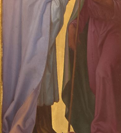 Zdjęcie nr 11: Ołtarz architektoniczny, przyścienny, jednokondygnacyjny, ze zwieńczeniem. Antependium prostokątne, zdobione płycinami z motywami maswrków. Nastawa jednoosiowa, z wydzieloną predellą, w której trzy prostokątne płyciny z dekoracją motywami maswerków, flankowana dwoma nadwieszonymi na konsolach, wielobocznym filarami, na których rzeźby uskrzydlonych aniołów stojących pod baldachimami zwieńczonymi pinaklami. W polu środkowym retabulum nisza prostokątna zamknięta łukiem odcinkowym, ujęta złoconą profilowaną ramą, w której w ażurowym rzeźbionym obramieniu obraz Hołd Trzech Króli. Zwieńczenie ołtarza dwustrefowe, trójkątne, ażurowe, z motywami maswerków, na osi z rodzajem aedikuli flankowanej pinaklami, w której rzeźba świętego Marcina pod baldachimem z pinaklem.