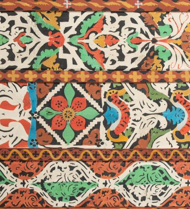 Zdjęcie nr 1: Polichromia pokrywa praktycznie całe wnętrze kościoła wraz z przedsionkiem. Przy wejściu, na stropie pod wieżą znajduje się polichromia patronowa. Jest wielobrawna, z motywami architektonicznymi, geometrycznymi, roślinno-kwiatowymi i figuralnymi – jeleniami, parami gołąbków, orłami, smokami. Wśród nich postać jeźdźca z kopią i grupa ludzi udających się na polowanie, poniżej których napis „Odbudowę kościoła, urządzenie wnętrza i rekonstrukcję dokonano staraniem Ks(iędza) Andrzeja Braszki / w czasie od lipca 1932 do grudnia r(oku) (19)39. / Pracę rozpoczął Władysław Cichoń + Skończył Adam Stalony-Dobrzański z Eugeniuszem Pisarkiem”. W polichromii przedsionka przeważają kolory  biały, czerwony, zielony, niebieski, żółty i czarny. Ponad wejściem do nawy napis  „ZACZNIJCIE / WARGI NASZE / CHWALIĆ PANNĘ / ŚWIĘTĄ / ZACZNIJCIE OPOWIADAĆ / CZEŚĆ JEJ NIEPOJĘTĄ”  i po drugieh stronie „PRZYBĄDŹ NAM. MIŁOŚCIWA PANI / KU POMOCY / A WYBAW NAS / Z RĄK POTĘŻNYCH / NIEPRZYJACIÓŁ MOCY”. Poniżej „CHWAŁA OJCU I SYNOWI JEGO PRZEDWIECZNEMU”.
W prezbiterium na ścianie i na suficie imitacja kasetonów z rozetami z przewagą koloru zielonego uzupełnionego czerwonym na ścianie i czarnym oraz bladożółtym na stropie. W centrum sufitu postać Matki Boskiej z Dzieciątkiem na lewym ramieniu, za którymi dwaj aniołowie skłaniający głowy. Maria ma poważną twarz o delikatnych rysach, ciemne oczy i wąski nos, na głowie otwartą koronę, wokół niej nimb. Jest ubrana w jasną sukienkę i intensywnie niebieski płaszcz. Dzieciątko prawą ręką błogosławi, lewą trzyma rękę Marii. Ma owalną, delikatną twarz, a na sobie jasną tunikę i zamkniętą koronę. 
W nawie, pośród takich samych kasetonów jak w prezbiterium, na sklepieniu wyobrażenie św. Michała Archanioła zabijającego szatana. Ponad nim postać anioła splatającego dłonie pod brodą. Archanioł spogląda pod stopy, w prawej ręce trzyma skierowany ostrzem w stronę potwora miecz, lewą ma opuszczoną do boku. Ma na sobie zieloną tunikę przewiązaną szerokim, góralskim pasem i czerwony płaszcz. Jasne postrzępione plamy ponad jego plecami sugerują skrzydła. Anioł powyżej jest ubrany w czerwoną sukienkę, nad nim płynnie uchodzą w górę ulistnione linie. Na ścianach nawy, pod linią stropu, rząd klęczących aniołów między kwitnącymi kwiatami. Każdy jest ubrany w zielonożółtą sukienkę i sandały, ma włosy do ramion i złoty nimb. Skrzydła z różnie ułożonych piór są wielobarwne. Anioły klęczą na linii ornamentu, ściana poniżej jest jasnoniebieska, z napisem powyżej opisanych przedstawień. 
Na skośnych fragmentach stropu imitacja drobniejszych kasetonów o falistym zarysie, wypełnionych krzyżami równoramiennymi. Wszystkie ciemnożółte, większość na czarnym tle, niektóre na tle zielonym tworzą kształt rombów. Na krawędzi motywy geometryczne, które mogą sugerować płonące serca. 
Na parapecie chóru fragmenty dawnej polichromii o motywach liściasto-wiciowych z rozwiniętymi kwiatami i motywem żołędzia. Między nimi ludzka głowa. Malowidło utrzymane w dominującym kolorze brązu, z elementami zielonymi i czerwonymi. 
