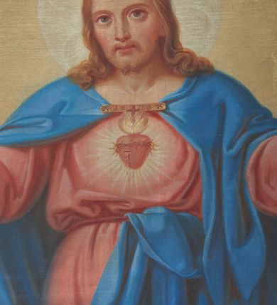 Zdjęcie nr 10: Nastawa ołtarzowa architektoniczna, jednoosiowa, jednokondygnacyjna ze zwieńczeniem, ustawiona na dwustrefowym cokole z dwoma prostopadłościanami wyodrębnionymi po bokach. Ołtarz sarkofagowy, od frontu zdobiony złocona dekoracją złożoną z gwieździstego nimbu, miecza i liścia palmy. Mensa drewniana, na niej ustawione tabernakulum w formie malowanej na niebiesko i złoconej drewnianej skrzynki, ujętej z przodu lizenami podtrzymującymi profilowany gzyms opasujący całość. Drzwiczki zielone, w formie stojącego prostokąta zamkniętego łukiem półkolistym nadwieszonym, dekorowane malowanym kielichem z hostią.
Obie strefy cokołu dekorowane są prostokątnymi płycinami, na zewnętrzych krawędziach górnej strefy konsole podtrzymujące wsporniki. Nastawa flankowana ustawionymi pod kątem na zewnątrz opilastrowanymi filarami, dekorowanymi rocaille&#039;owymi zwisami, i stojącymi przed nimi kolumnami. Podpory dźwigają osobne imposty połączone gzymsami oraz fragmenty przerwanego, falistego przyczółka z siedzącymi puttami. W polu środkowym wnęka w formie stojącego prostokąta ujętego profilowaną ramą dekorowaną perełkowaniem, z obrazem Najświętszego Serca Jezusa. W przestrzeni nad obrazem Oko Opatrzności pośród obłoków. Zwieńczenie w formie zbliżonej do trapezu, o wklęsłych bokach i wypukłej górnej podstawie, ujęte falistą wstęgą, po bokach przyjmującą formę spływów wolutowych z kwiatowymi zwisami, opadających na ornament utworzony z rocaille&#039;u i kratki. Całość zakończona krzyżem na wolutowej, stylizowanej podstawie. W polu obraz w formie zbliżonej do stojącego prostokąta o wklęsłych bokach i wypukłej podstawie i zamknięciu, w profilowanej ramie, z obrazem św. Małgorzaty. Struktura polichromowana w kolorze seledynowym, ze złoconymi profilami i ornamentyką oraz srebrzonymi trzonami kolumn i Okiem Opatrzności. 
