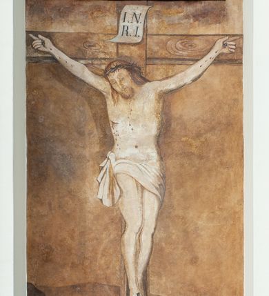 Zdjęcie nr 17: Kościół murowany, tynkowany, jednonawowy. Prezbiterium prostokątne, zamknięte prosto, z obu stron przy nawie prostokątne, piętrowe lokalności (zakrystia i skarbiec, empory). Nawa szersza od prezbiterium, na rzucie prostokąta, od frontu przylega wieża na planie kwadratu z dwoma aneksami po bokach. Prezbiterium dwuprzęsłowe, podzielone wewnątrz pilastrami, sklepione żagielkowo na gurtach. Empory flankowane parami półkolumienek, z oknami w formie leżącego prostokąta zamkniętego łukiem odcinkowym, nad lewą herb Odrowąż z inicjałami „JG”. Nawa nakryta pozornym, spłaszczonym sklepieniem kolebkowym. Otwór tęczowy w formie półkolistej arkady wspartej na pilastrach, z belką o fantazyjnym kształcie. Chór muzyczny dwukondygnacyjny, wsparty na dwóch filarach i dwóch półfilarach, pomiędzy którymi arkady ostrołukowe, kondygnacja zamknięta profilowanym gzymsem. Druga kondygnacja z trzema arkadami, w środkowej organ z wklęsło-wypukłą, ażurową balustradą. Posadzka z płyt ceramicznych. 
Fasada trójosiowa, dwukondygnacyjna. Pierwsza kondygnacja wydzielona pilastrami dekorowanymi blendami, zwieńczona profilowanym gzymsem z fryzem arkadkowym. Nad pilastrami osi bocznych dwie stylizowane wieżyczki, zakończone krzyżami. 
Na każdej osi ostrołukowe arkady, w środkowej wejście, dwie boczne wypełnione stylizowanymi blendami; nad nimi otwory okienne. Na osi środkowej, w drugiej kondygnacji wieża, ujęta w narożach czterema wieżyczkami, ścianki flankowane lizenami, zakończona profilowanym gzymsem z kostkowaniem. Na ściankach z czterech stron tarcze zegarowe oraz otwory dzwonne w formie ostrołukowych arkad w opaskach tynkowych. Wieża nakryta dachem ostrosłupowym. 
Elewacje gładkie, tynkowane zakończone profilowanym gzymsem. Wyodrębnione aneksy elewacji bocznych ujęte grubymi lizenami, z ostrołukowymi arkadami w polu, ujętymi opaskami tynkowymi. Od strony fasady w partiach aneksów bocznych wejścia do kościoła, od strony prezbiterium ostrołukowe okienka. Na każdej elewacji bocznej po trzy okna w formie stojącego prostokąta zamkniętego łukiem półkolistym, o szerokich rozglifieniach, po dwa w nawie i jednym w prezbiterium. Elewacja zamykająca prezbiterium trójosiowa, wydzielona lizenami, z głębokimi wnękami w formie stojącego prostokąta zamkniętego łukiem półkolistym, z namalowanym wizerunkiem Ukrzyżowanego Chrystusa i dwóch łotrów na krzyżach. Elewacja zakończona profilowanym gzymsem, z daszkiem pulpitowym oraz trójkątnym szczytem z czterema cokołami. Nawa i prezbiterium nakryte osobnymi  dachami dwuspadowymi. Na połączeniu nawy i aneksów przy prezbiterium wieżyczka na sygnaturkę z latarnią, nakryta dachem ostrosłupowym. 


