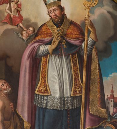 Zdjęcie nr 7: Obraz uzyskał kształt stojącego prostokąta. W centrum ukazano całopostaciowe przedstawienie św. Marcina z Tours jako biskupa. Święty został  wyobrażony frontalnie w nieznacznym kontrapoście z lekkim skłonem głowy w prawo. W lewej ręce trzyma pastorał, prawą natomiast unosi na wysokości piersi w geście błogosławieństwa. Jest to dojrzały mężczyzna o pociągłej twarzy otoczonej brązowym, kędzierzawym zarostem i włosami. Ma wyraziste oczy o spojrzeniu skierowanym ku górze, zmarszczone brwi, prosty, wydatny nos i usta. Ubrany jest w niebieską sutannę i mucet z czerwonymi guzikami i obszywkami. Spod rozpiętego od dołu mucetu widoczna jest biała komża z koronkowym obszyciem u spodu i cynobrowa stuła dekorowana ornamentem roślinnym. Nieznacznie rozszerzone końce stuły dekorują złociste krzyżyki. Na ramionach święty ma ubraną kapę liturgiczną, spod której widoczny jest na piersi złoty krzyż pektoralny. Cynobrowa kapa podbita jasnym fioletem spięta jest pod szyją kosztowną fibulą z klejnotem. Jej poły dekoruje złocisty ornament roślinny, a obramienia szeroka, złocista borta z motywem grzebykowania. Święty Marcin ma na głowie bladoniebieską infułę ze złocistym cirkulusem i podobnym obszyciem krańców zdobionych grzebykowaniem. Na środku infuły widoczny jest oprawiany w złoto klejnot. Jego głowę otacza świetlisty nimb przechodzący w jasną poświatę. Biskup na rękach ma ubrane cynobrowe rękawiczki pontyfikalne z rozszerzonymi limbusami zdobionymi krzyżykami równoramiennymi. Na serdecznym palcu prawej ręki widoczny jest pierścień biskupi z szafirem otoczonym brylancikami. Spod sutanny wystają czubki złocistych butów pontyfikalnych także zdobionych krzyżykami. Trzymany przez niego złoty pastorał zakończony jest krzywaśnią utworzoną z wygiętej wici akantowej z czteropłatkowym kwiatem w środku. W lewym dolnym rogu obrazu u stóp św. Marcina siedzi na kamiennych płytach pokrywających ziemię żebrak. Jego postać jest zmniejszona w stosunku do świętego. Jest to starszy mężczyzna o siwiejącym zaroście i włosach zaczesanych z przedziałkiem na środku głowy. Prawą ręką wspiera się o ziemię, przyciskając drewniany kostur. Lewą natomiast przykłada do piersi. Głowę i swoje spojrzenie kieruje w stronę stojącego biskupa. Żebrak ma pociągłą twarz o czole pokrytym zmarszczkami, wydatny, prosty nos i usta. Okrywa go jasnobrązowy łachman odsłaniający lewe ramię i fragment torsu. Przed nim leży na posadzce drewniane, płaskie naczynie z dłuższym uchwytem. Żebrak został ukazany na tle brunatnej ściany, której górną część okrywają jasnobrunatne i błękitnawe obłoki stanowiące tło dla postaci Marcina. Na obłokach z lewej strony widać nieproporcjonalnie małą postać Chrystusa. Zbawiciel siedząc na obłokach trzyma oparty o prawe ramię drewniany krzyż. Jego głowę otaczają brązowe włosy spływające na ramiona i broda. Twarz jest owalna z różowymi policzkami i wyraźnym nosem i ustami. Na jego dłoniach, boku i stopach widoczne są rany po męce. Postać Chrystusa okrywa czerwony, rozwiany całun odsłaniający jego nagi tors. U stóp Zbawiciela widoczne są dwie uskrzydlone główki aniołków o pucułowatych twarzach, rumianych policzkach i jasnych włosach. W prawym rogu obrazu u stóp św. Marcina leży charakterystycznie wygięty łuk, antyczny kirys oraz hełm ze szkarłatnym pióropuszem. Z tyłu widać bryłę kościoła z wyodrębnioną wieżą, nawą i prezbiterium, nakrytymi czerwoną dachówką.  