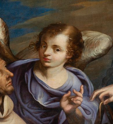 Zdjęcie nr 6: Obraz uzyskał kształt stojącego prostokąta zamkniętego nadwieszonym łukiem półkolistym. Ujmuje go profilowana, złocona rama. Wizerunek przedstawia Matkę Boską z Dzieciątkiem (Szkaplerzną), przekazującą szkaplerz św. Szymonowi Stockowi. Z prawej strony kompozycji w całej postaci w ujęciu trzech czwartych wyobrażono Madonnę patrzącą w prawo, trzymającą na lewym ramieniu leżące Dzieciątko. Matka Boska stoi w kontrapoście na wyraźnie zaznaczonym stopniu. Jej łagodna i bardzo subtelna, owalna twarz o jasnej karnacji, została ukazana z profilu. Madonna ma kształtny nos, wydatne usta, niski podbródek i szeroko otwarte, ciemne oczy. Jej długie, jasnobrązowe włosy, spięte nieznacznie z tyłu, opadają na odsłoniętą szyję i plecy. We włosy z tyłu głowy została wpleciona świetlistoochrowa chusta, stanowiąca tło dla profilu twarzy Matki Boskiej. Chusta opada na prawe ramię i zwiewnie oplatając szyję, przechodzi na ramiona i dalej na plecy. Wokół głowy Marii widoczny jest delikatny nimb promienisty. Madonna ubrana jest w niebieski płaszcz przerzucony przez prawe ramię. Poły płaszcza, okrywając jej ręce, opadają ku ziemi. Spod płaszcza widoczna jest szkarłatna suknia bez rękawów, spod której widać purpurowe rękawy spodniej tuniki. Prawą ręką Matka Boska podaje połę szkaplerza zakonnego św. Szymonowi Stockowi, podtrzymując równocześnie leżące na lewym ramieniu nagie Dzieciątko. Mały Jezus o jasnej karnacji został przedstawiony w trzech czwartych z lekko uniesionymi, zgiętymi w łokciach rączkami. Ma pucułowatą twarz z wysokim czołem i różowymi policzkami, kształtny nos i wydatne wargi. Jego widoczną z profilu głowę otaczają jasne, krótkie włosy. Wokół głowy zaznaczone zostały delikatne świetliste promienie tworzące nimb. Jezus spoczywa na białej pieluszce. Przed Madonną klęczy na drewnianym klęczniku św. Szymon Stock. Został on ukazany w trzech czwartych w lewo. Jest to mężczyzna posunięty w latach ze śniadą karnacją i twarzą pooraną zmarszczkami. Ma siwiejące krótkie włosy z widoczną łysiną nad czołem i podobnie siwiejący, krótki zarost. Jego pociągłą twarz charakteryzuje wyrazisty orli nos oraz szeroko otwarte oczy i wąskie usta. Święty z lekka unosi głowę, wpatrując się w Marię. Wyciągniętymi przed siebie obiema rękami przyjmuje od niej poły karmelitańskiego szkaplerza. Ubrany jest w karmelitański brązowy habit przepasany pasem, u którego wisi różaniec. Na ramiona ma nałożony biały płaszcz zakonny z kapturem opadającym na plecy. Za nim widoczny jest w ujęciu trzech czwartych w prawo skrzydlaty anioł. Swoją prawą ręką obejmuje za ramię św. Szymona, lewą zaś zdaje się unosić w geście mowy. Ma twarz o jasnej karnacji z różowymi policzkami. Charakteryzuje ją zadarty nos, szeroko otwarte ciemne oczy i wyraziste usta. Ubrany jest w luźną, fioletową tunikę. Ponad św. Szymonem Stockiem i Madonną unosi się gołębica Ducha Świętego na tle rozjaśnionych szaro-złocistych obłoków, ukazanych na tle błękitnego nieba. On też jest źródłem świetlistych promieni skierowanych na św. Szymona. Duchowi Świętemu towarzyszą z lewej strony trzy uskrzydlone główki anielskie, a z prawej dwie. Za świętym karmelitą i aniołem widoczny jest pionowy fragment architektoniczny. U podnóża stopnia, na którym stoi Madonna, w prawym dolnym rogu obrazu widać przewróconą ludzką czaszkę i stojącą obok złocistą misę z położonym na niej po przekątnej kropidłem.
